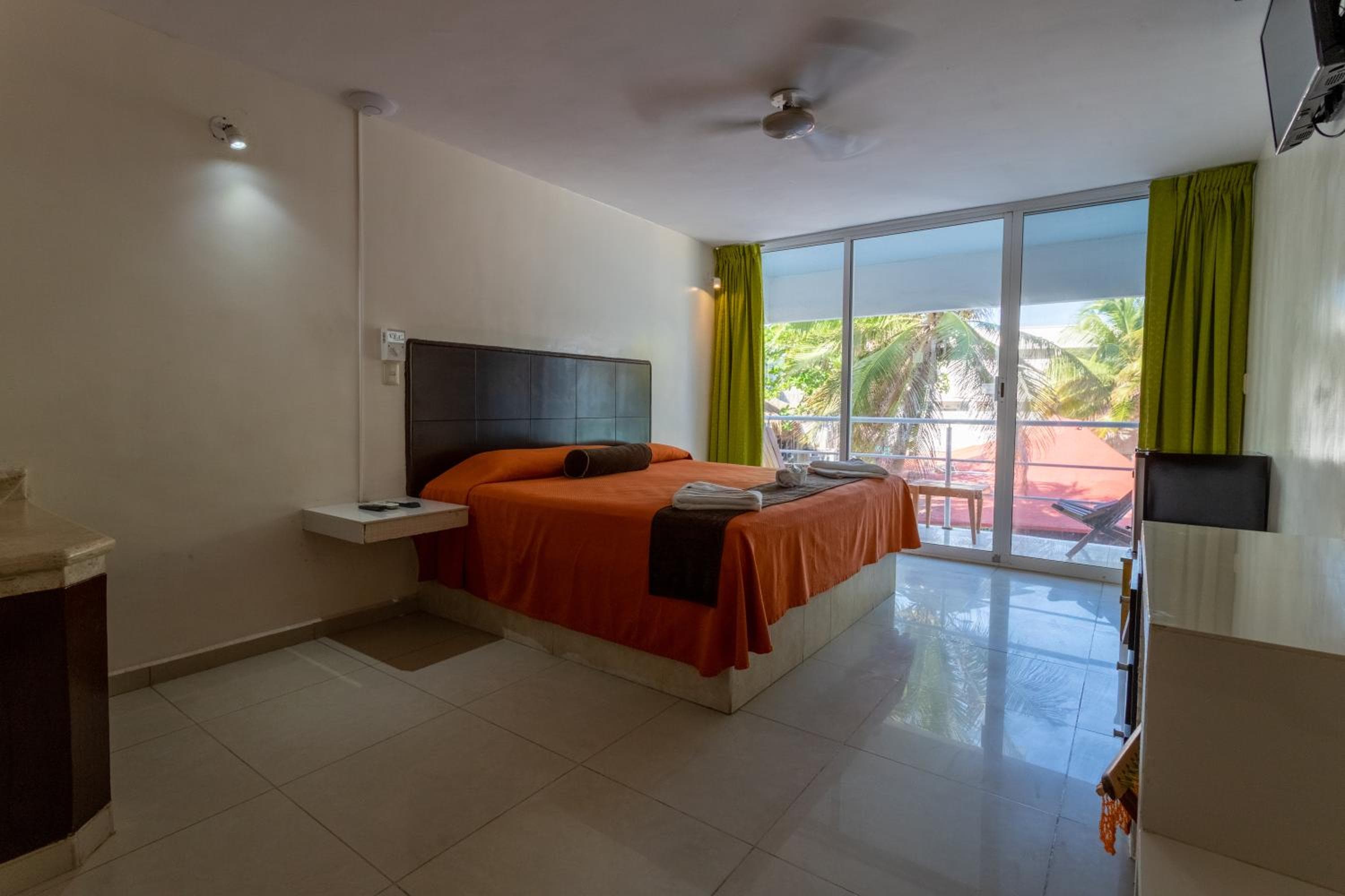 Kay Hotel — 25