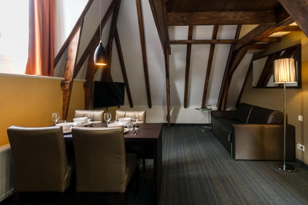 Goldenes Herrenhaus Aparthotel — 12