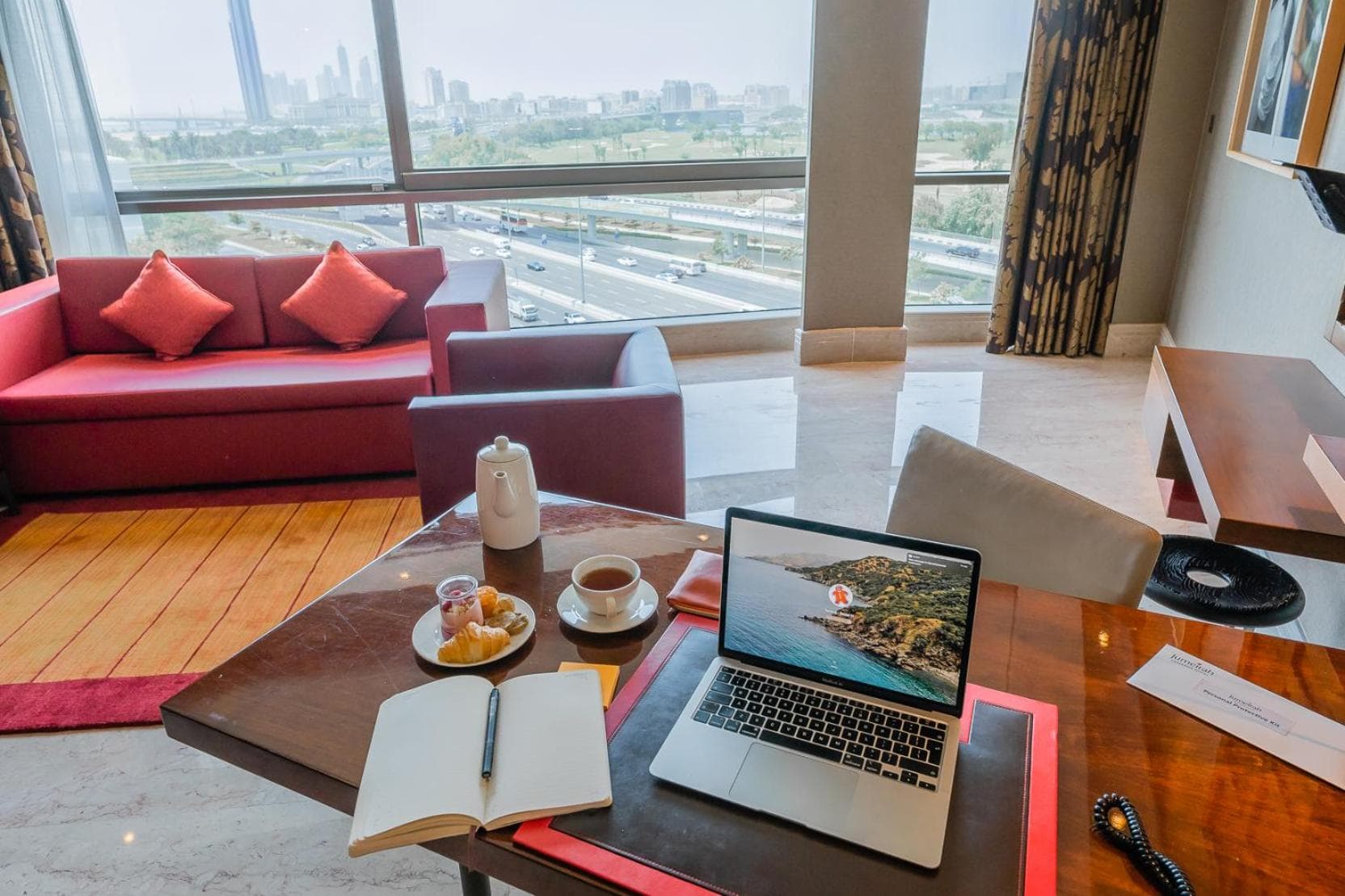 Jumeirah Creekside Dubái — 9
