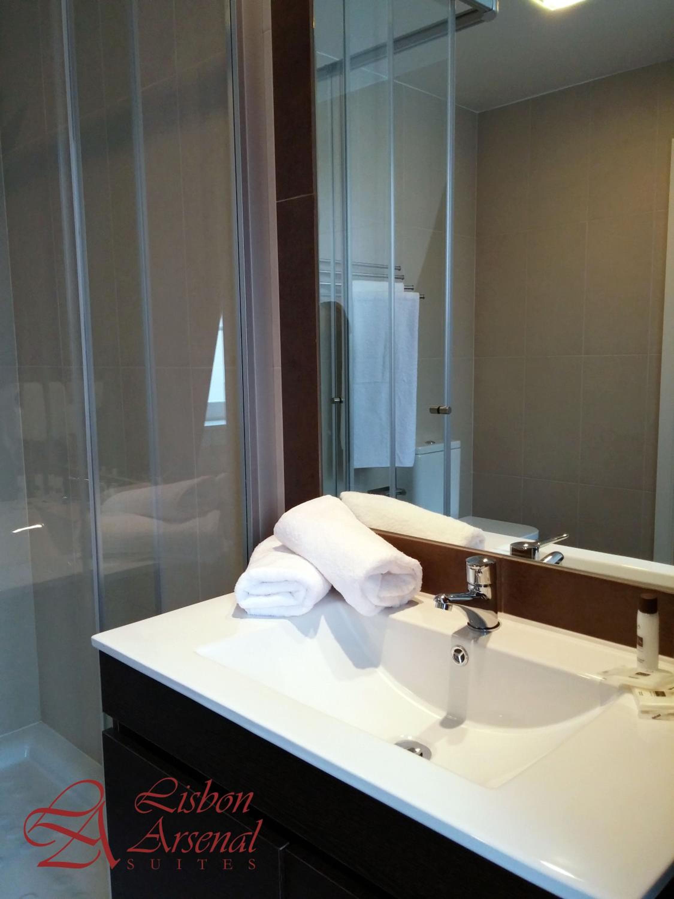 Lisbon Arsenal Suites — 22