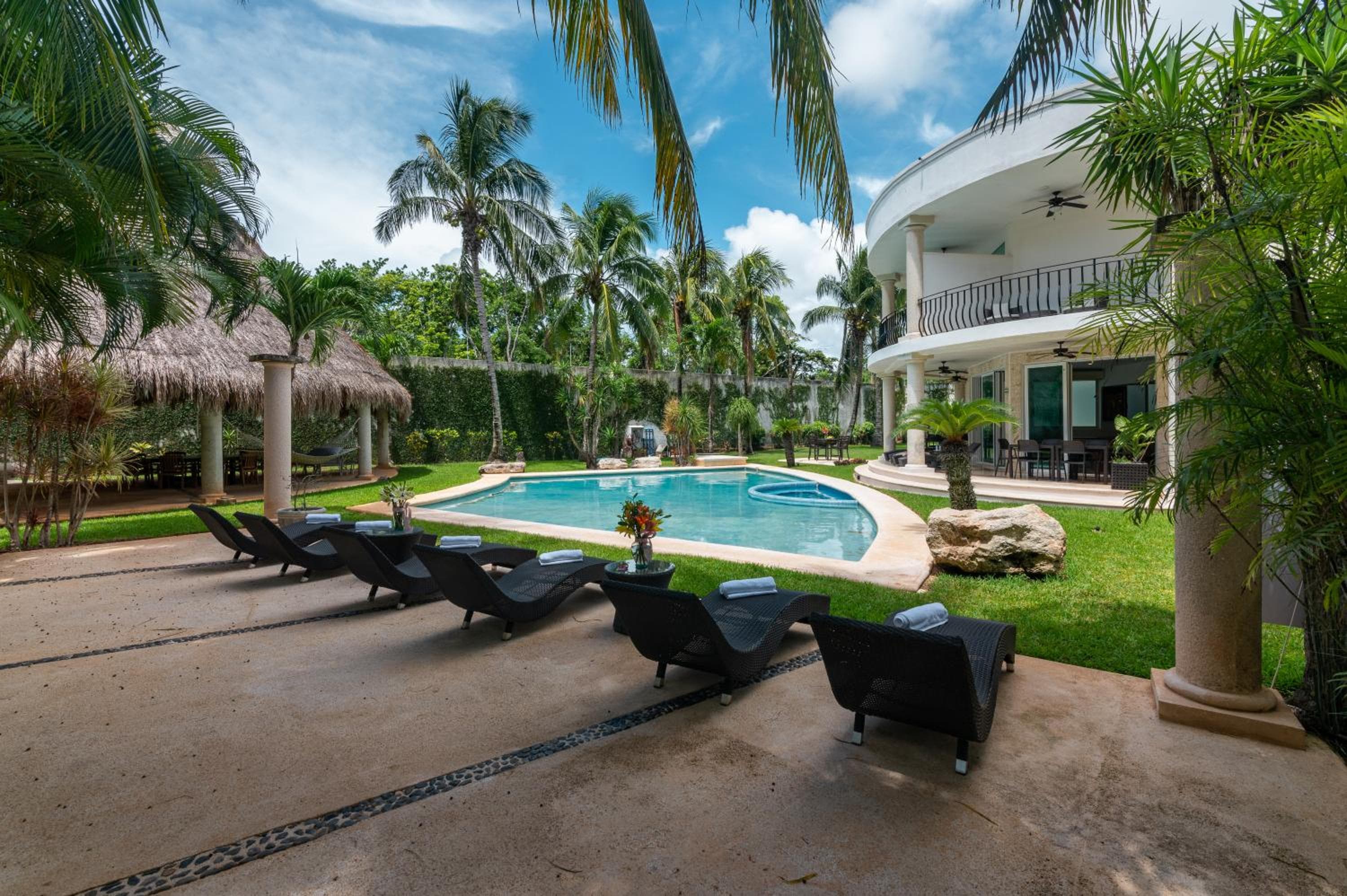 Villa Palmeras — 3