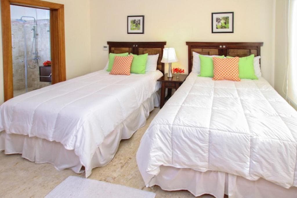 Spacious 3 BDR fully-equipped condo with pool and golf view — 6