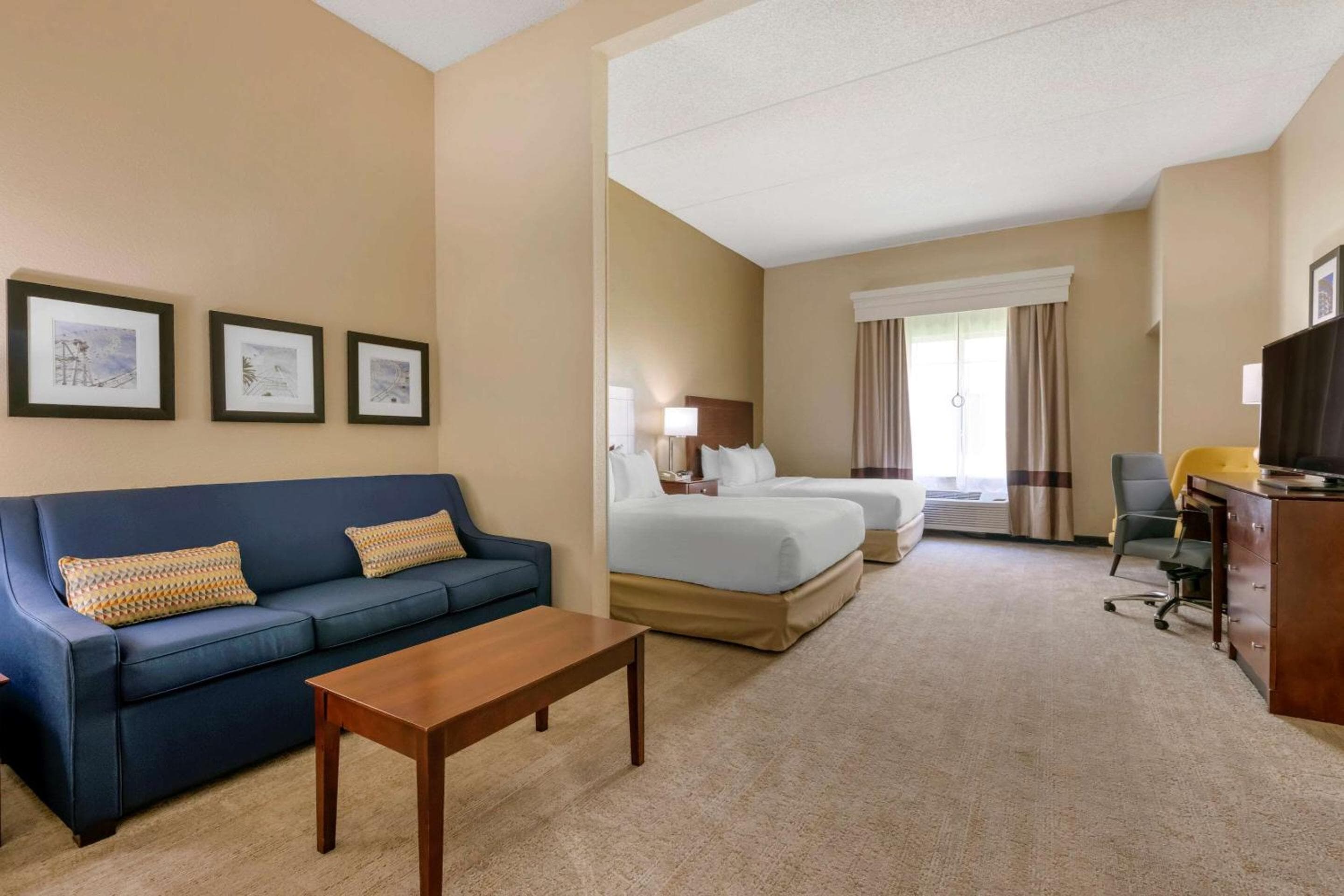 Comfort Suites cerca de Universal Orlando Resort — 11