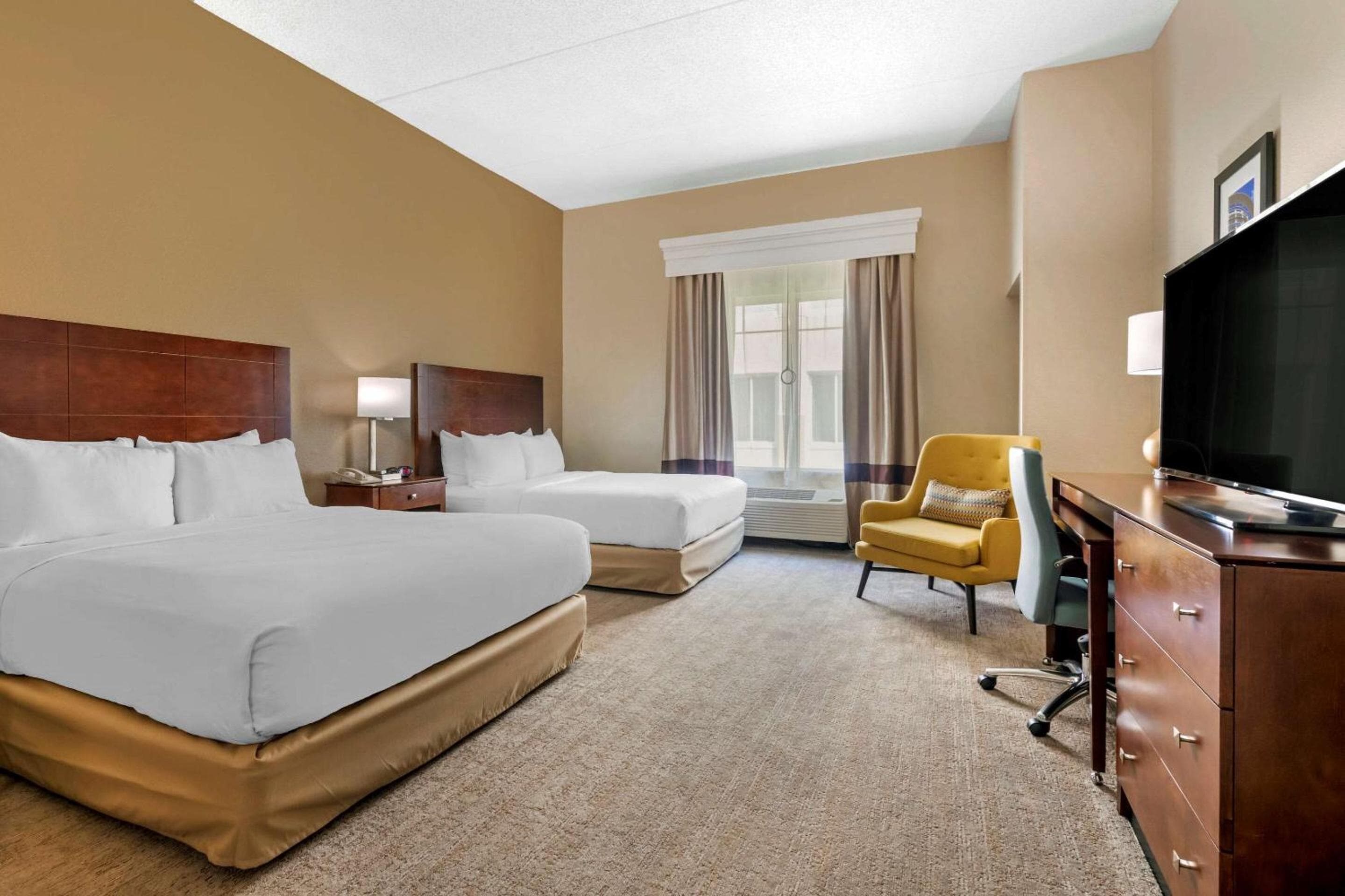 Comfort Suites cerca de Universal Orlando Resort — 13