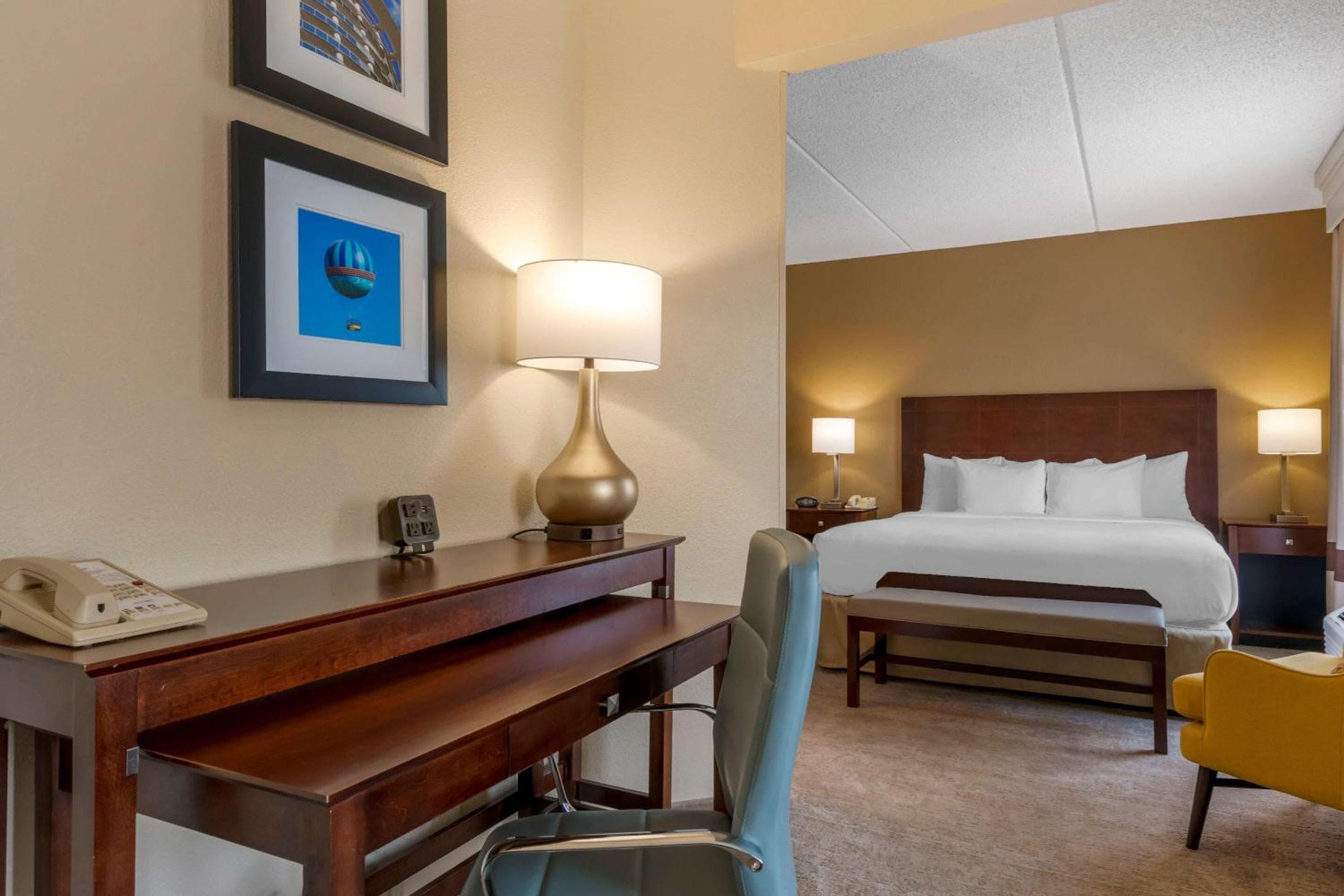 Comfort Suites cerca de Universal Orlando Resort — 19