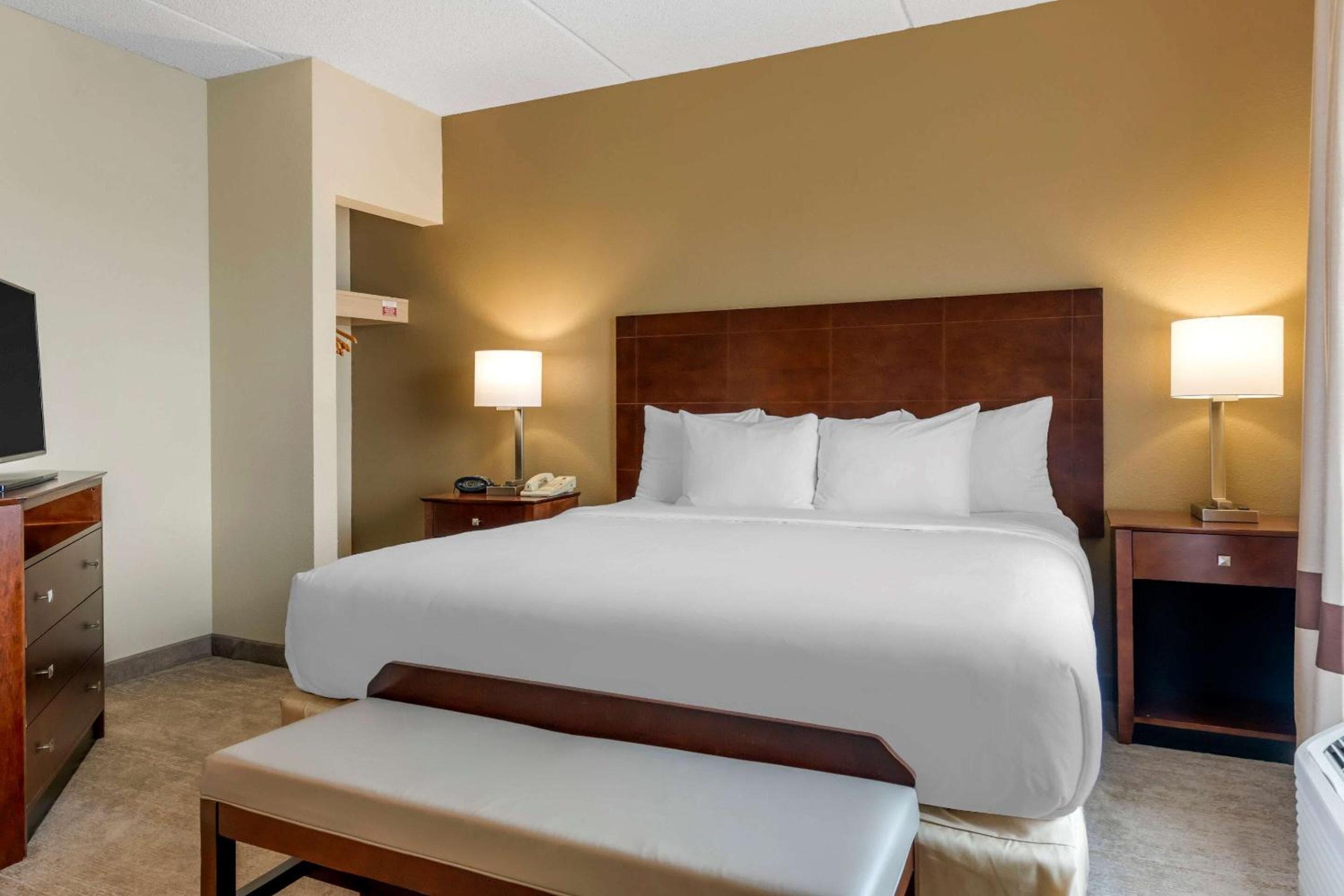 Comfort Suites cerca de Universal Orlando Resort — 20