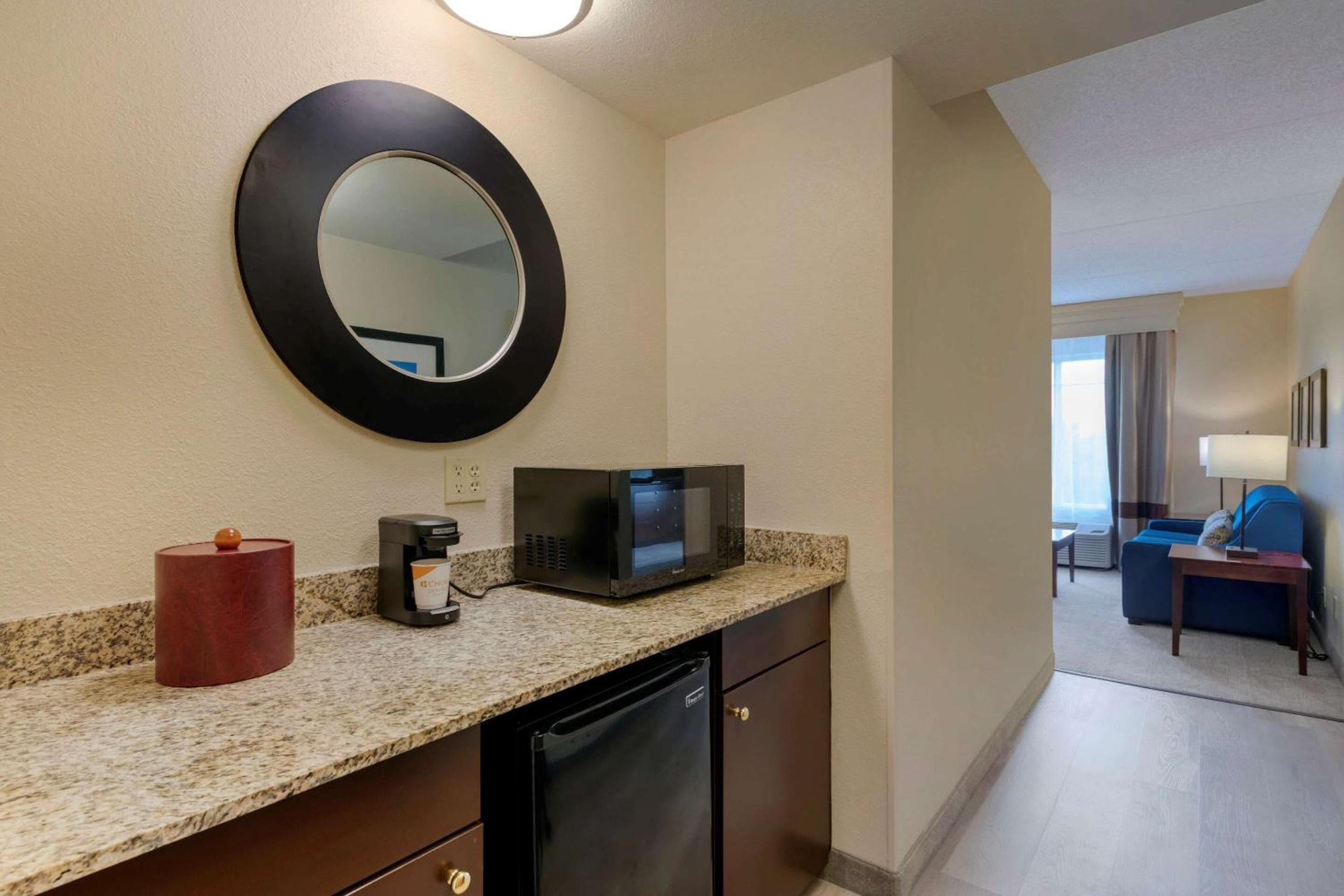 Comfort Suites cerca de Universal Orlando Resort — 22