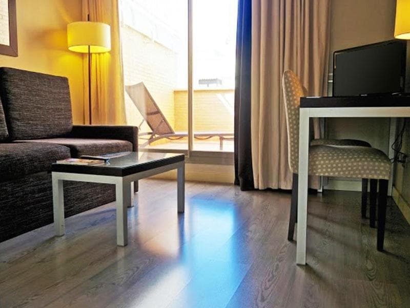 Suites Viena Plaza de España — 9