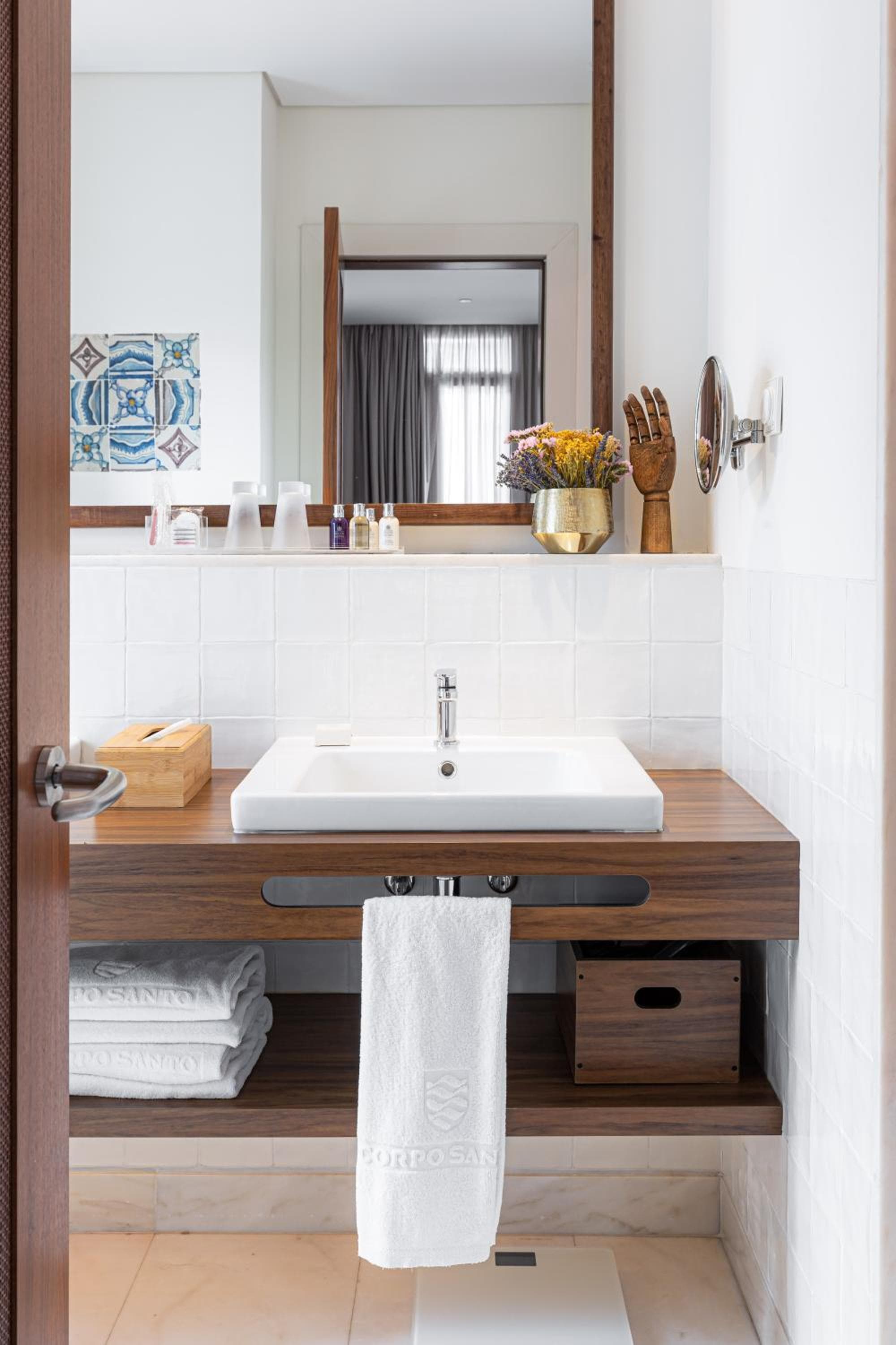 Corpo Santo Lisbon Historical Hotel hotel, Largo do Corpo Santo, no 25, 1200-129 Lisboa, Lisbon, Portugal — photo 39