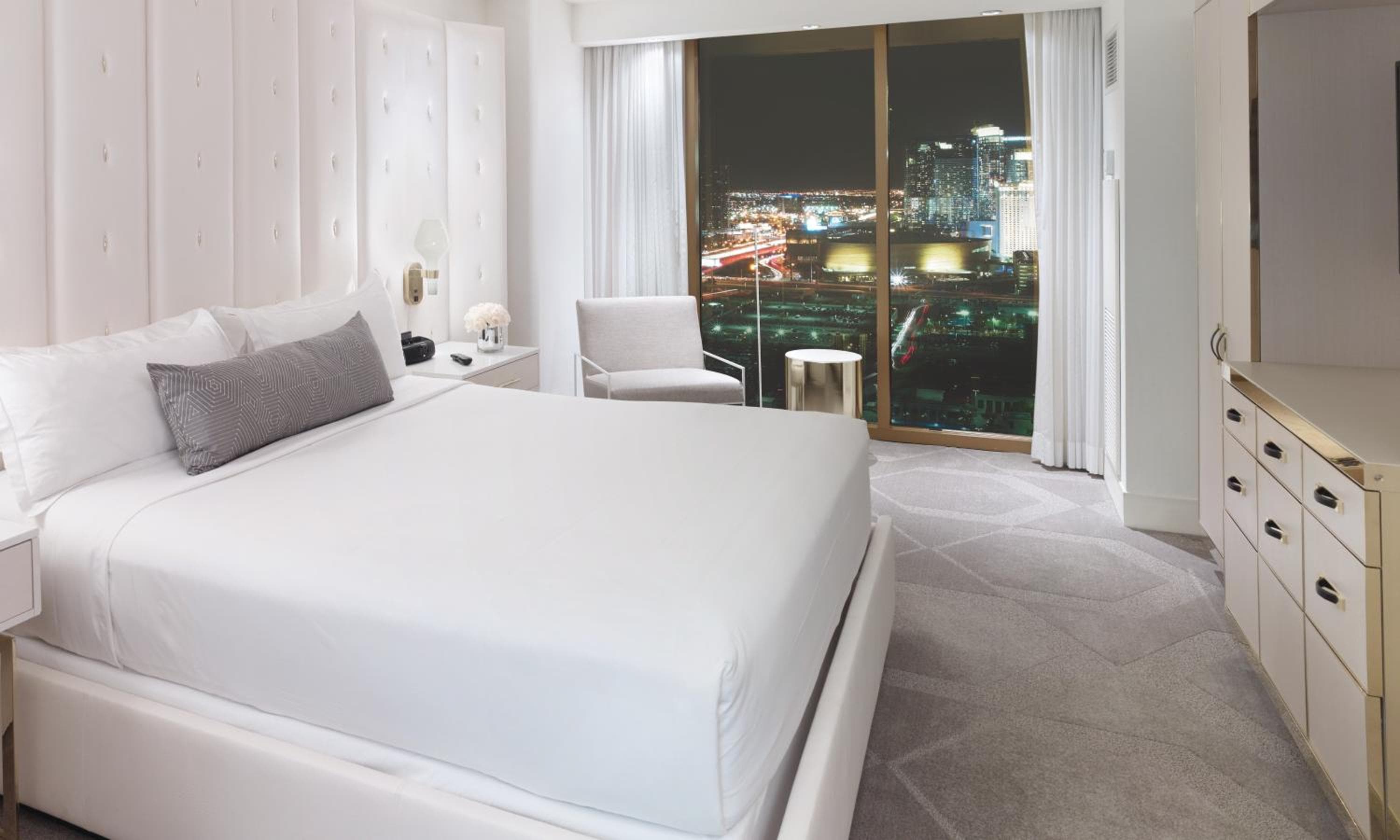 Delano Las Vegas en Mandalay Bay — 4
