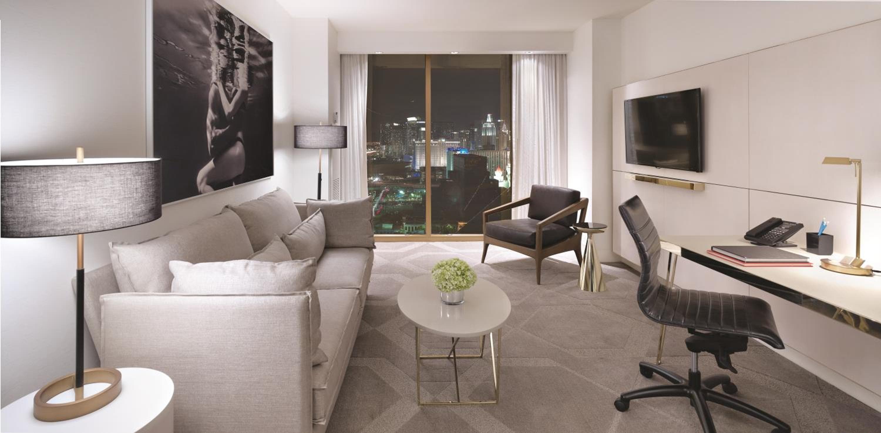 Delano Las Vegas en Mandalay Bay — 3