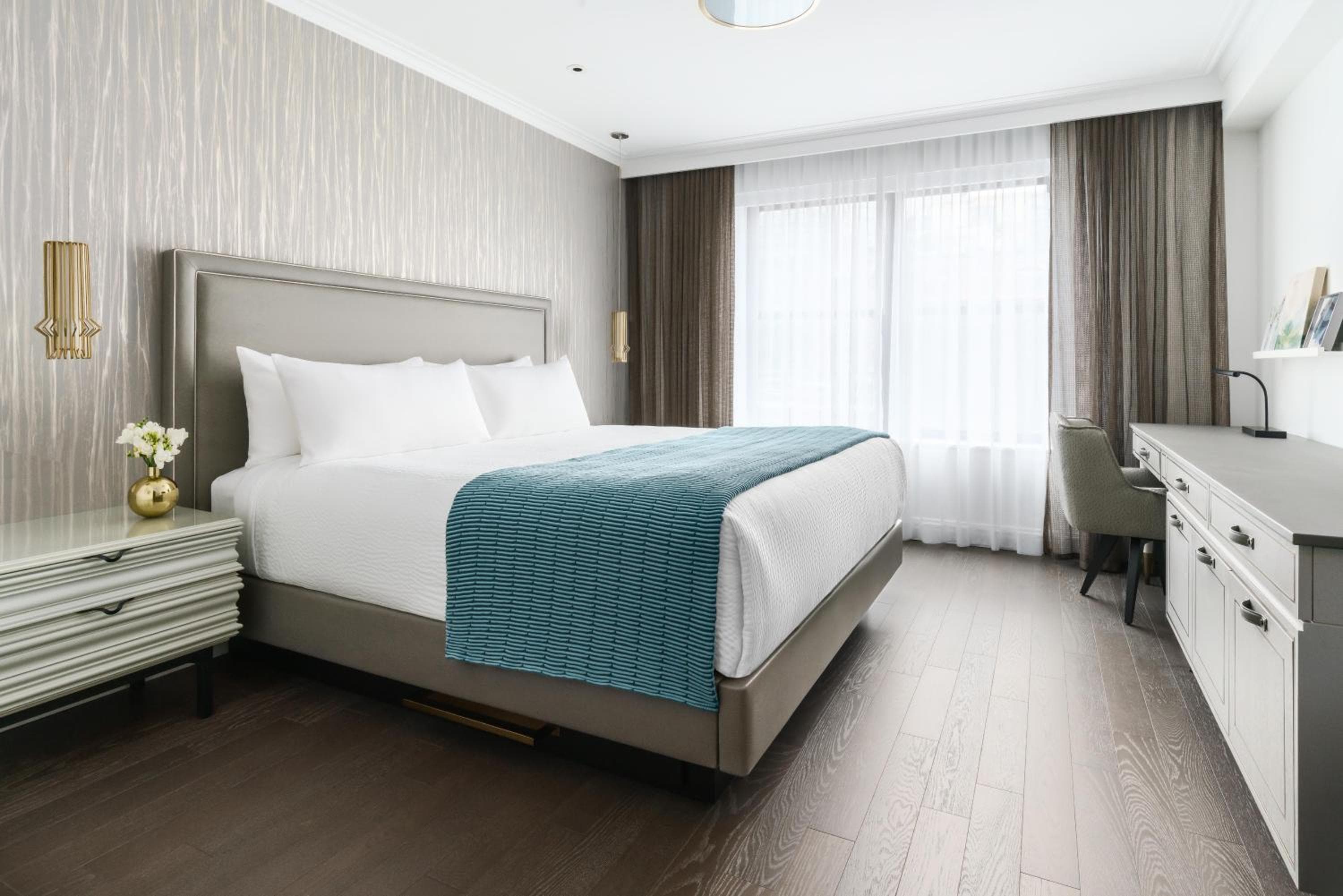 Das Wallace Hotel — 6