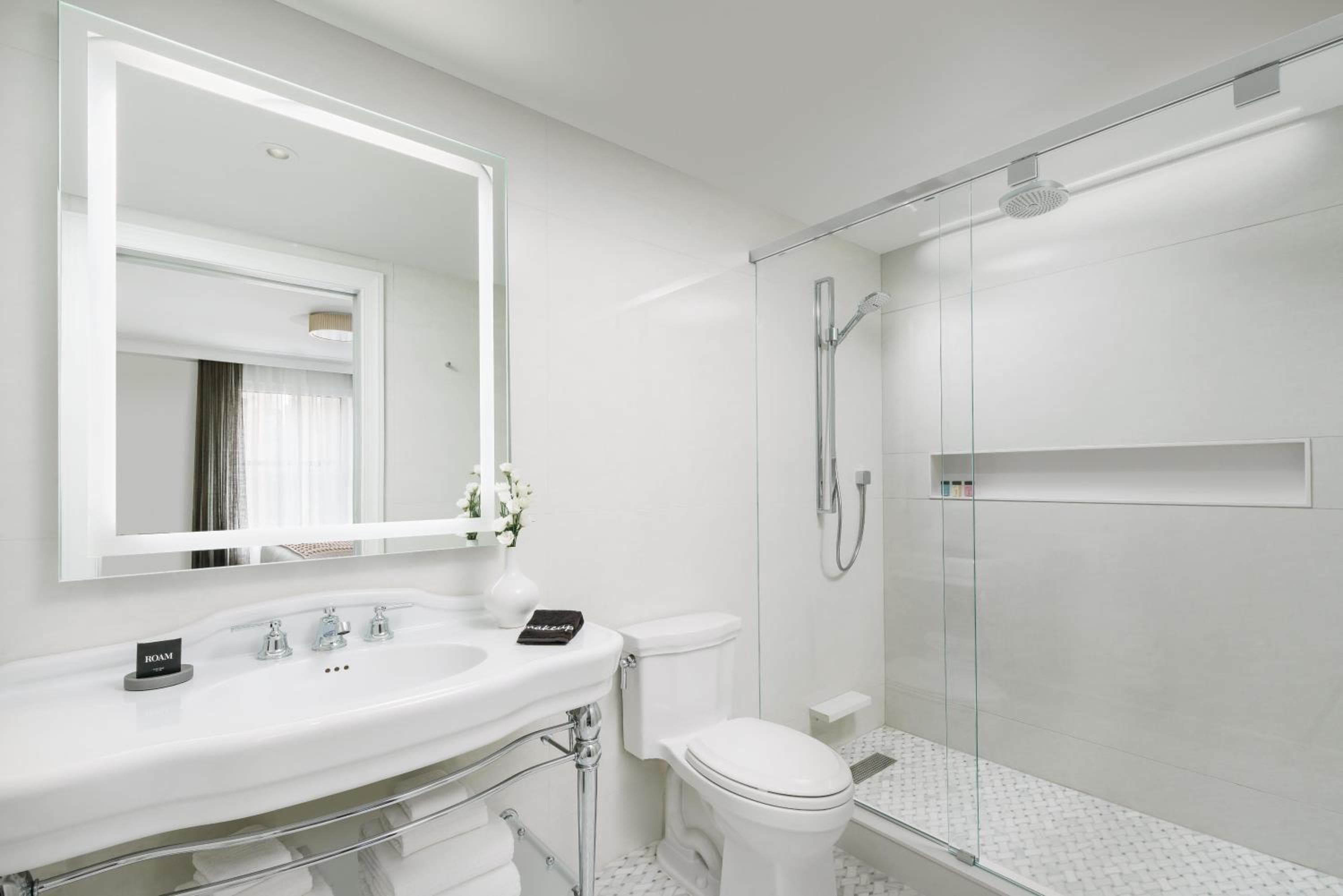 Das Wallace Hotel — 15