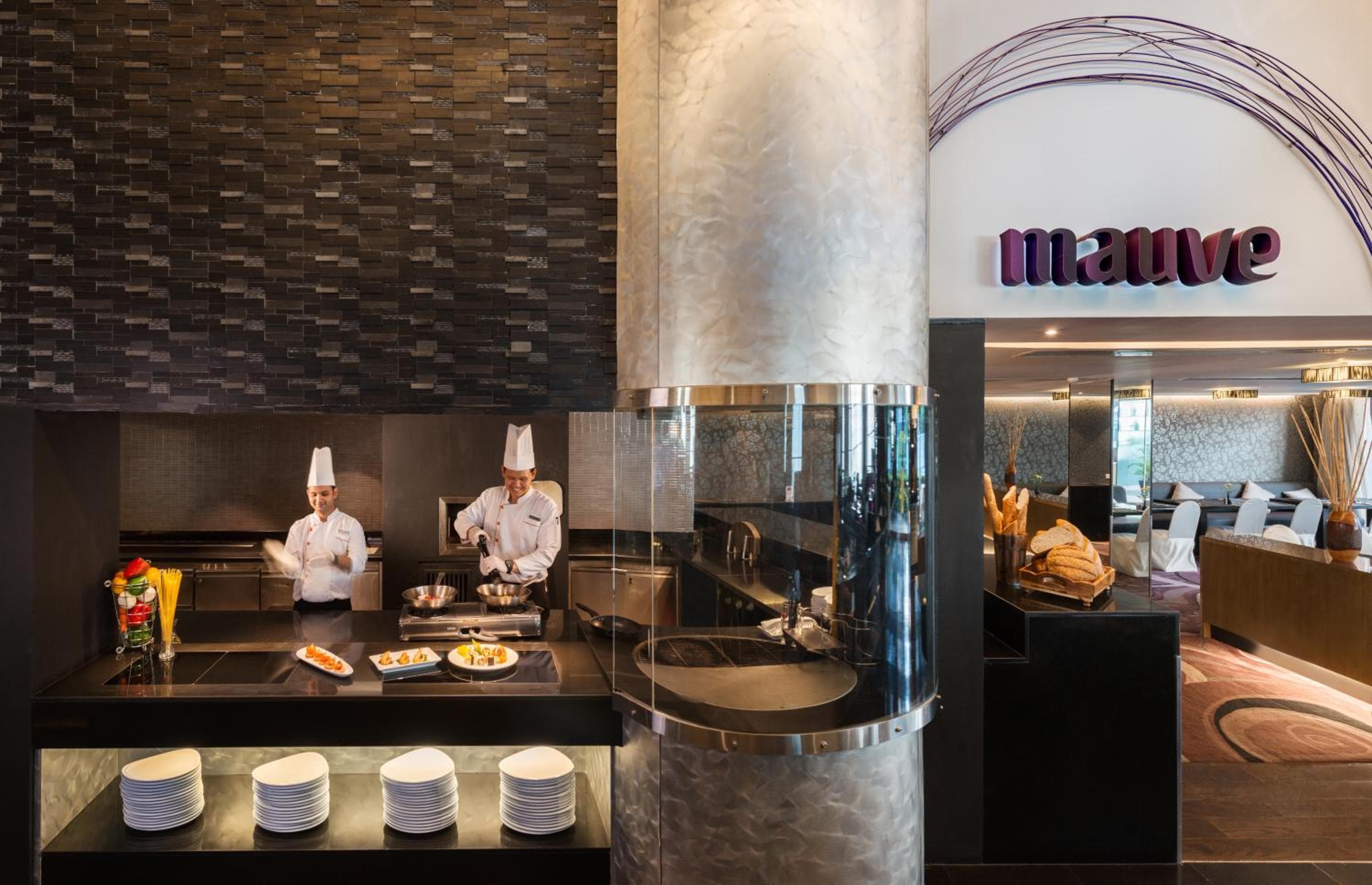 Radisson Suites Bangkok Sukhumvit — 19