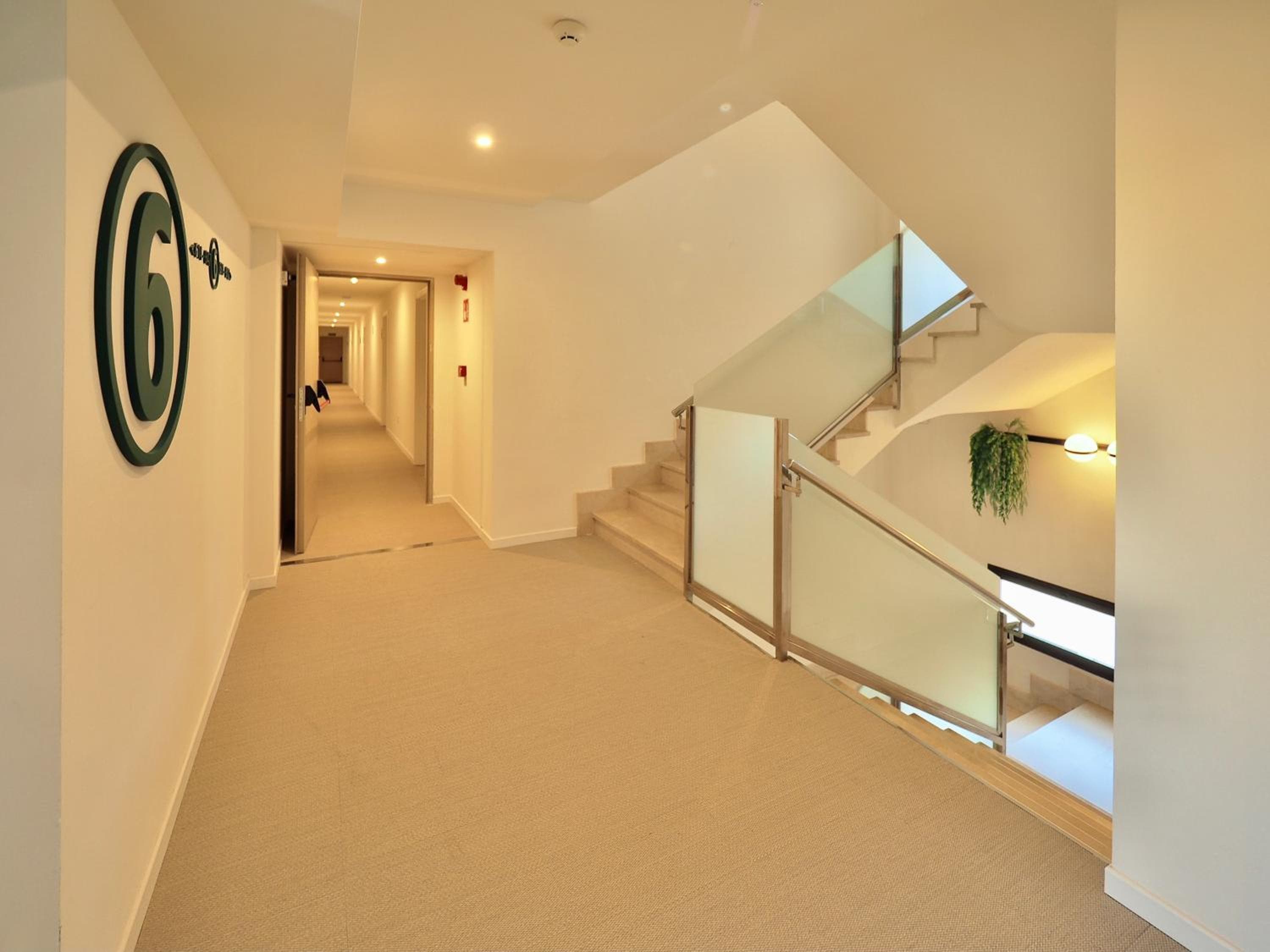 Hotel Belvedere — 9