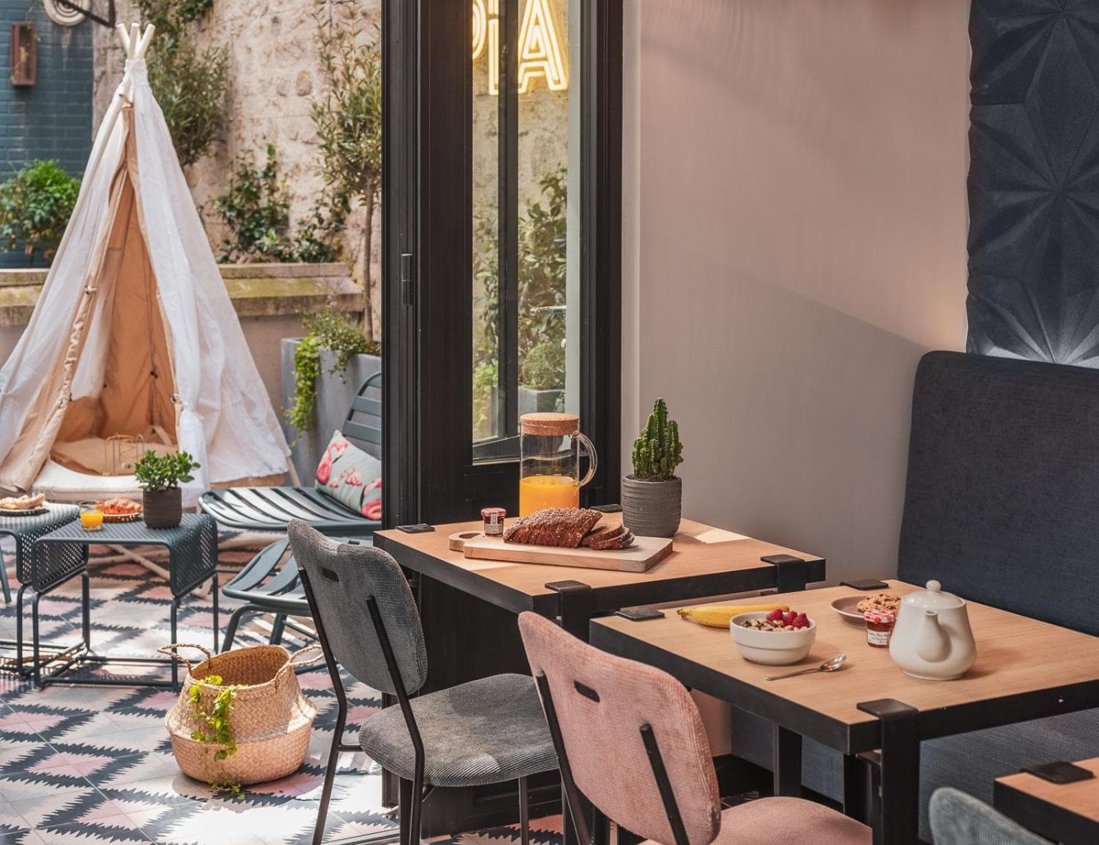 Piapia Hotel — 20