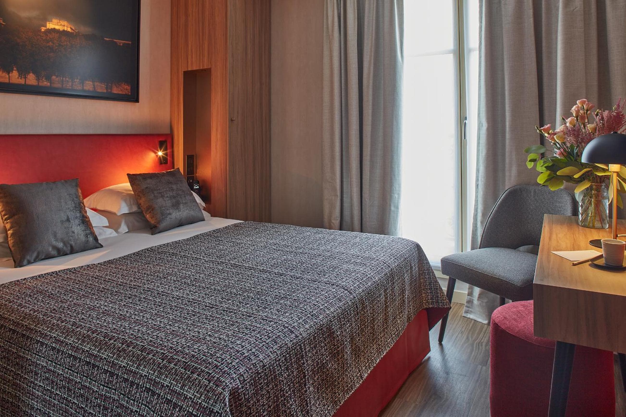 Hotel Atmospheres — 23