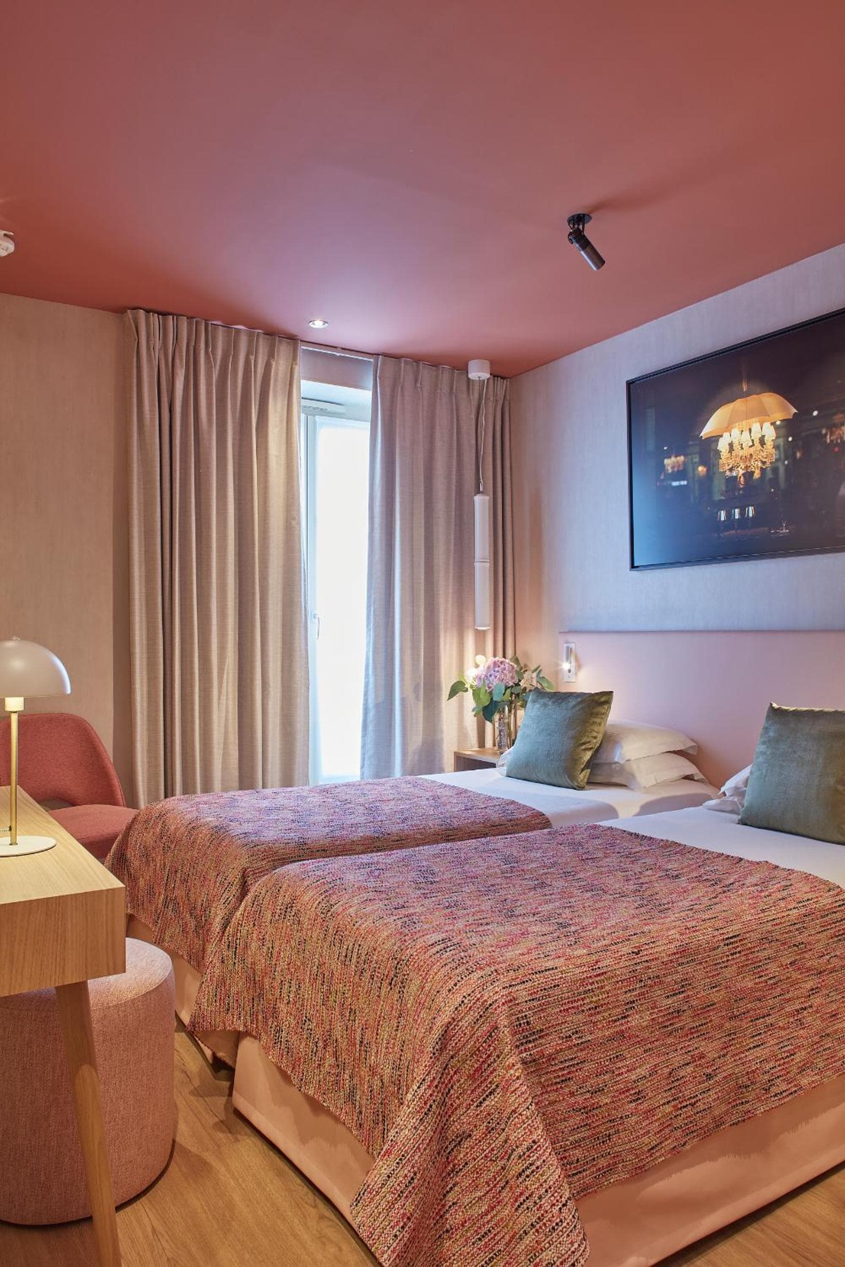 Hotel Atmospheres — 21
