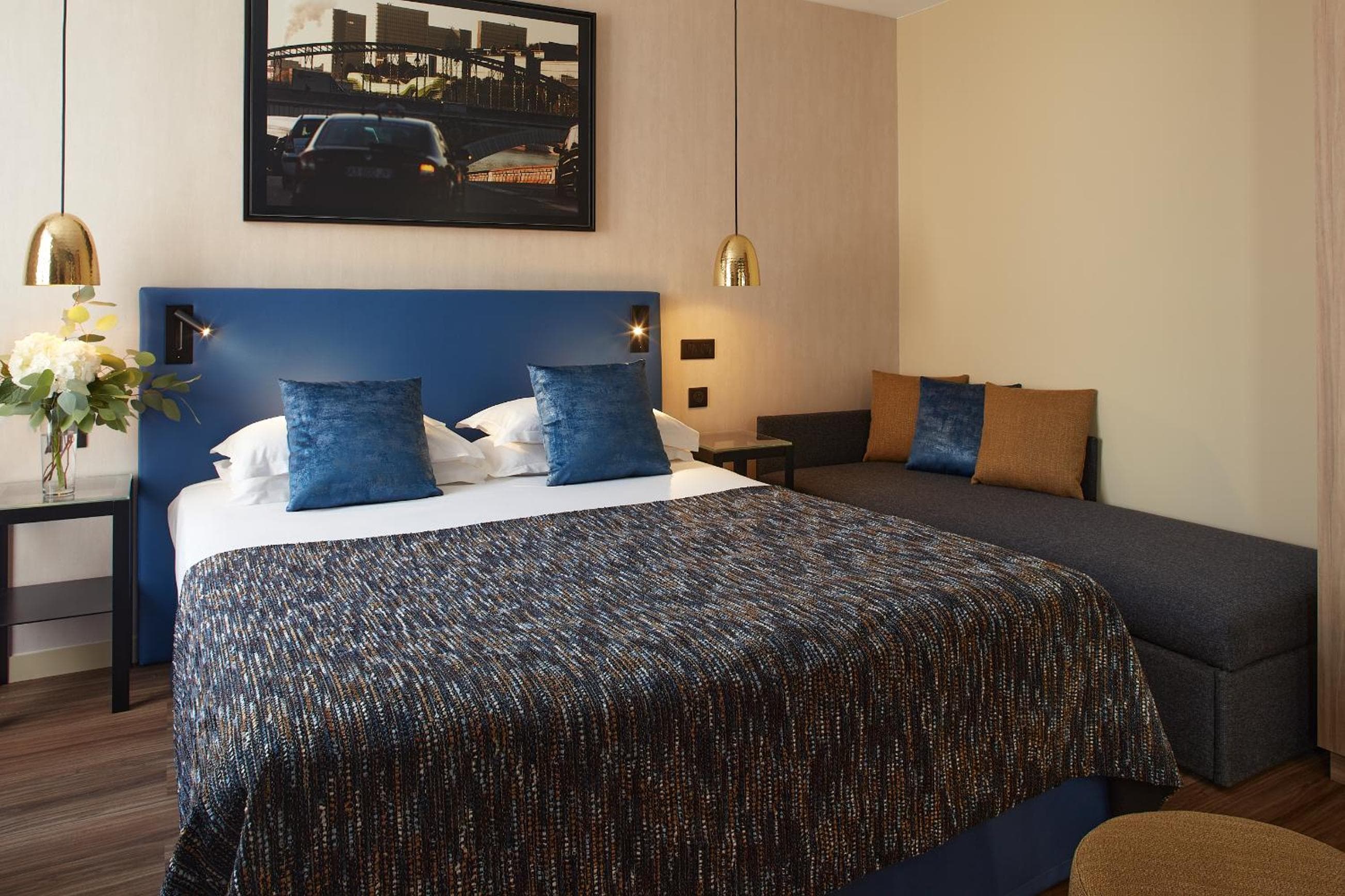 Hotel Atmospheres — 28
