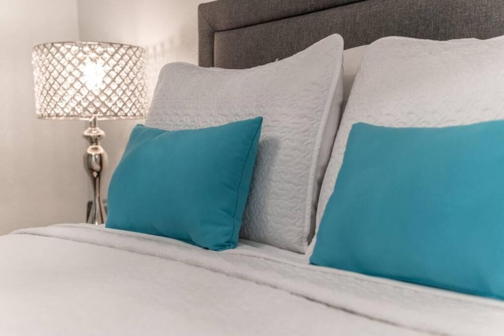 421-Fully renovated, WIFI, Pool, Amazing Views, Near BUCS Stadium — 7