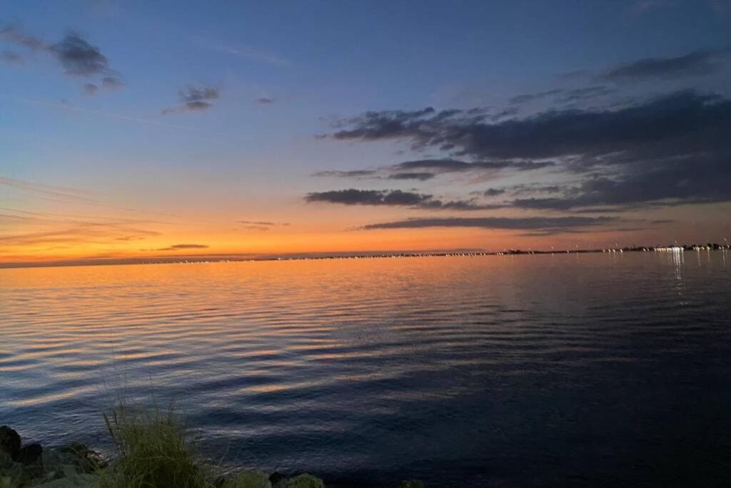 421-Fully renovated, WIFI, Pool, Amazing Views, Near BUCS Stadium — 15