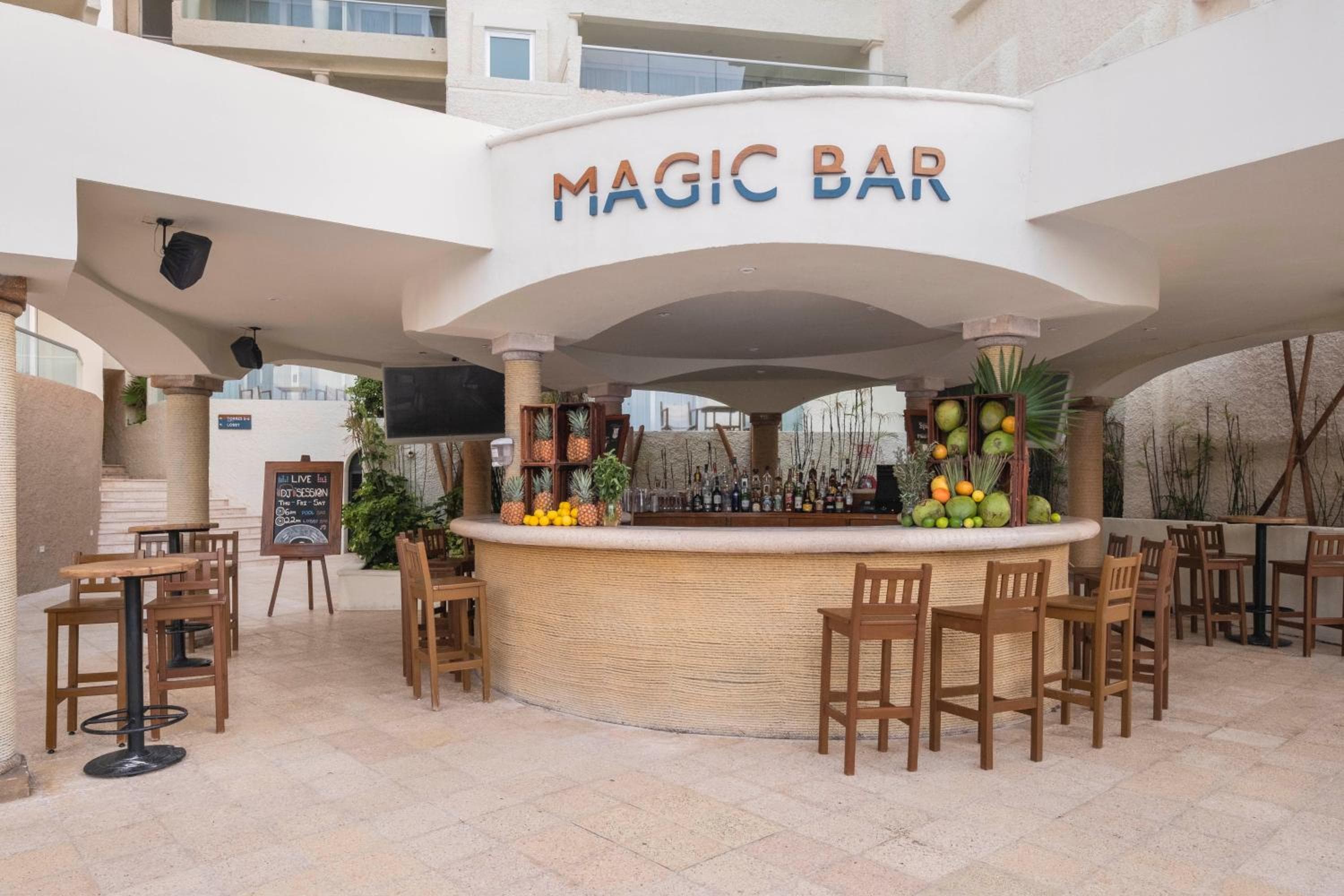 Hotel NYX Cancún — 30