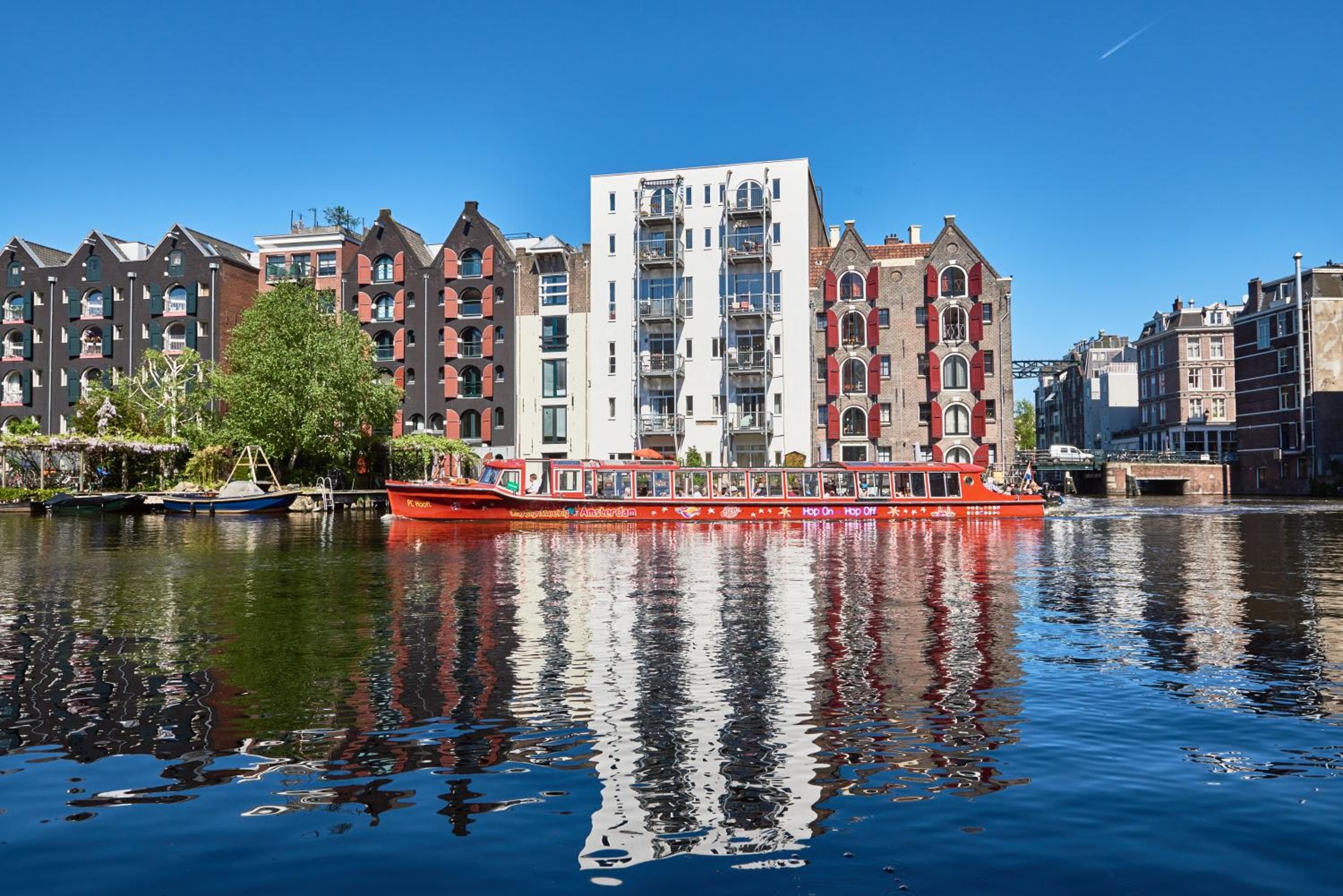 Holiday Inn Express Amsterdam - City Hall by IHG — 10
