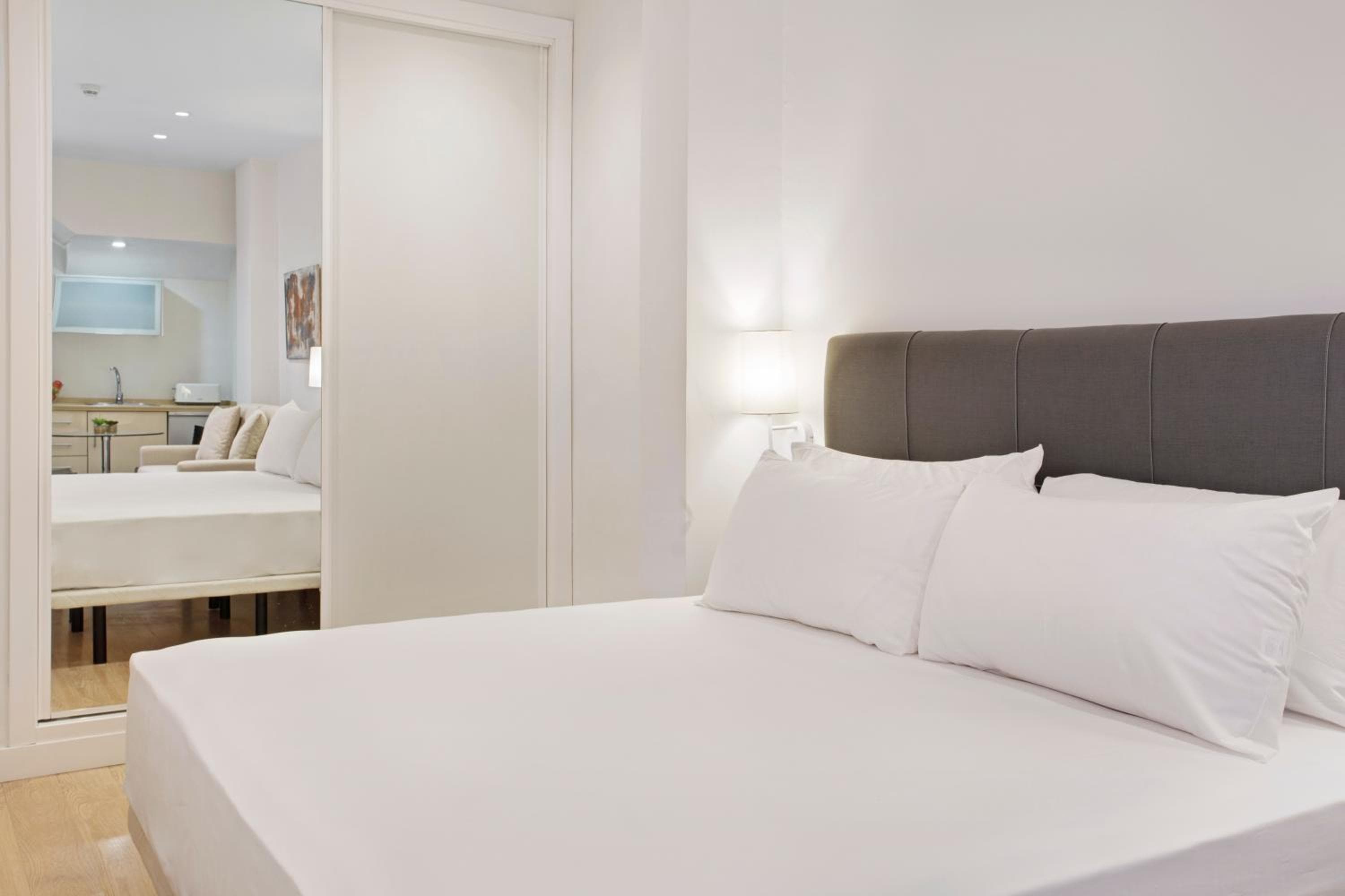 Apartamentos Metrópolis — 16