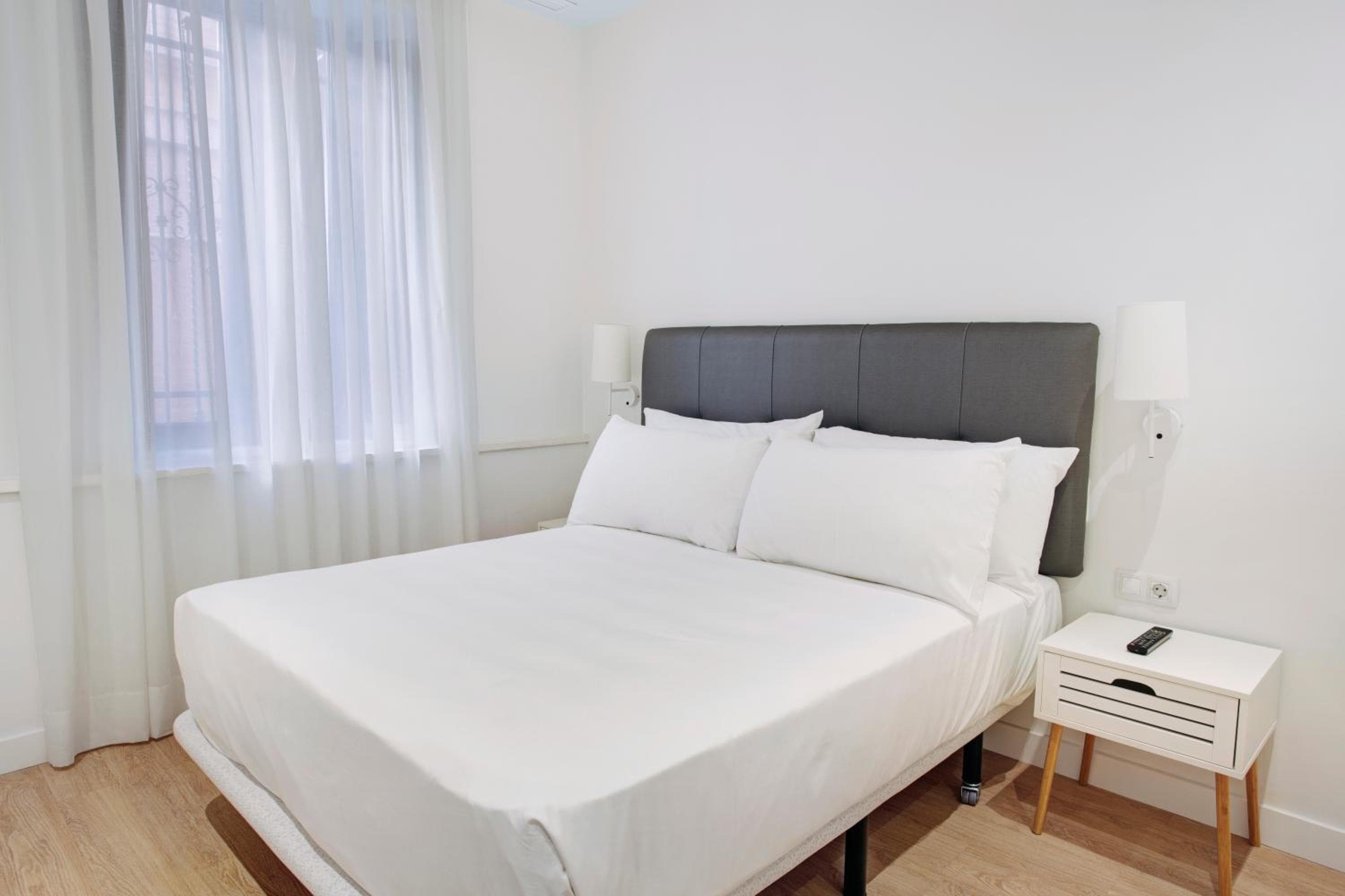 Apartamentos Metrópolis — 12