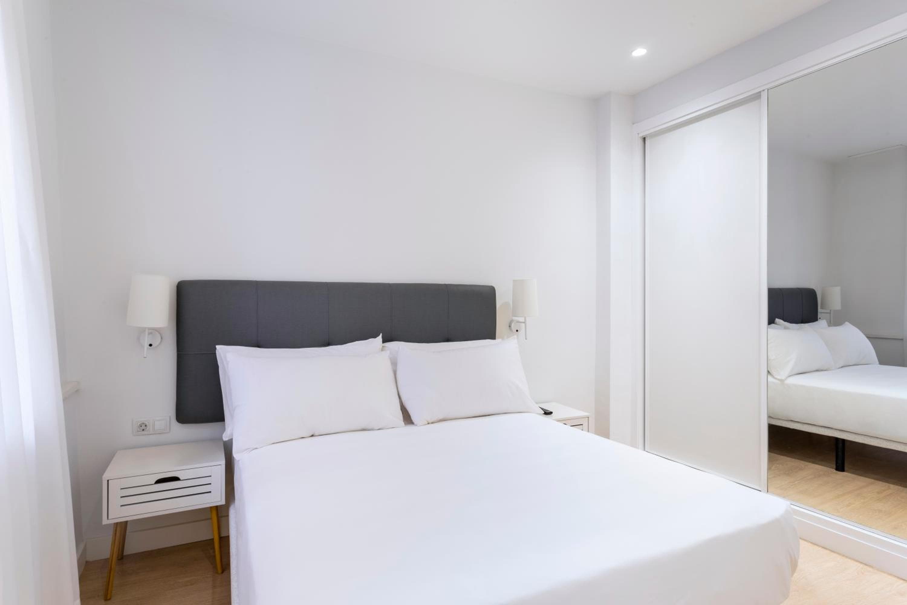 Apartamentos Metrópolis — 3