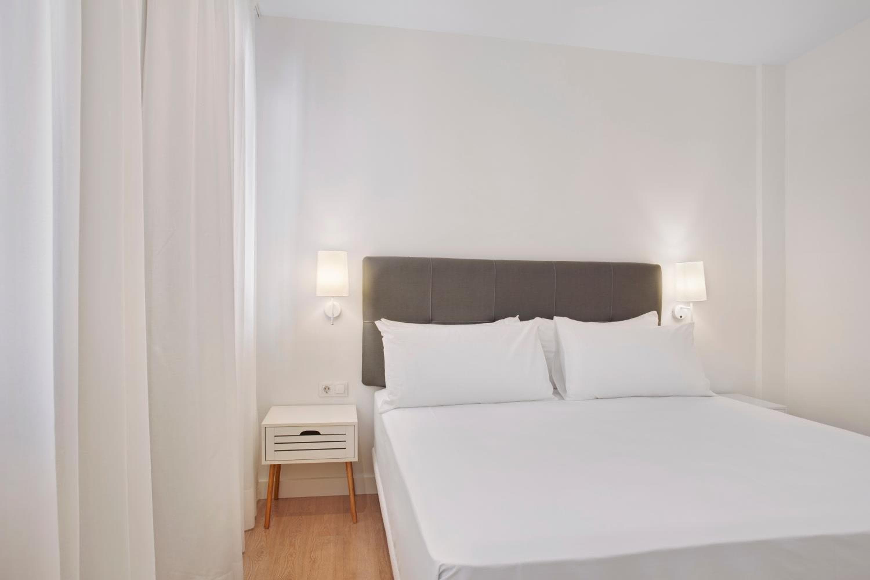 Apartamentos Metrópolis — 15