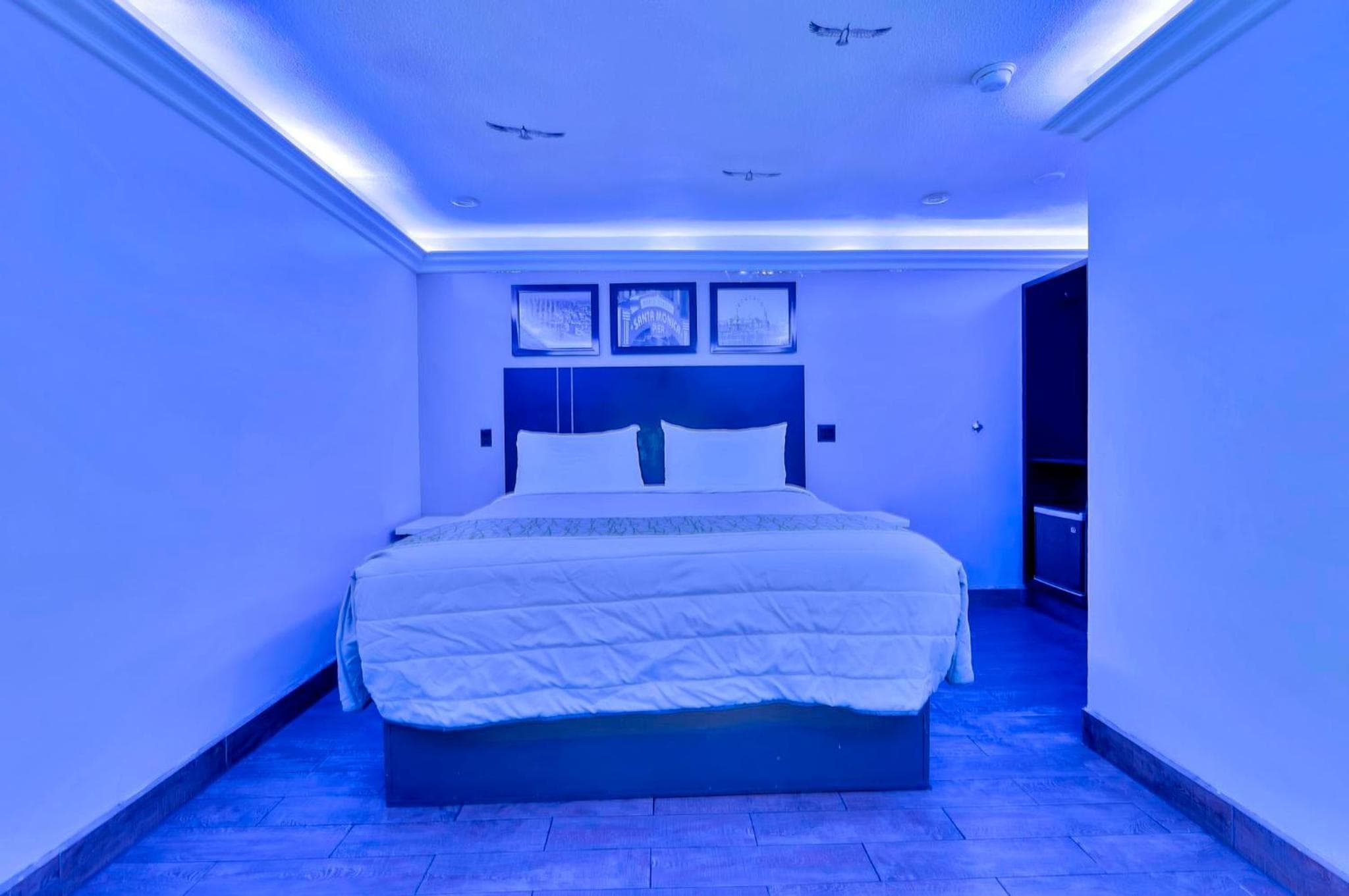Mid City Inn — 4