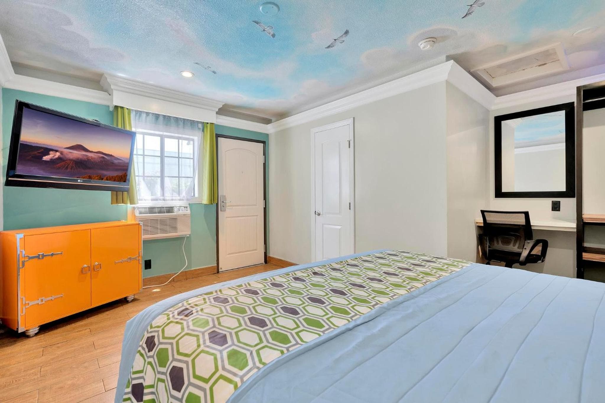 Mid City Inn — 2
