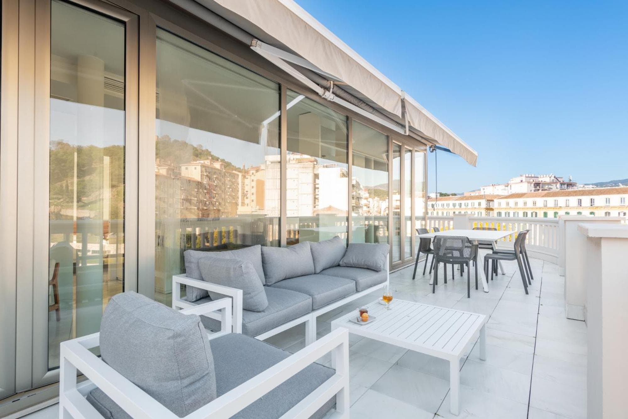 Pinar Vip Class Malaga C/Alcazabilla — 7