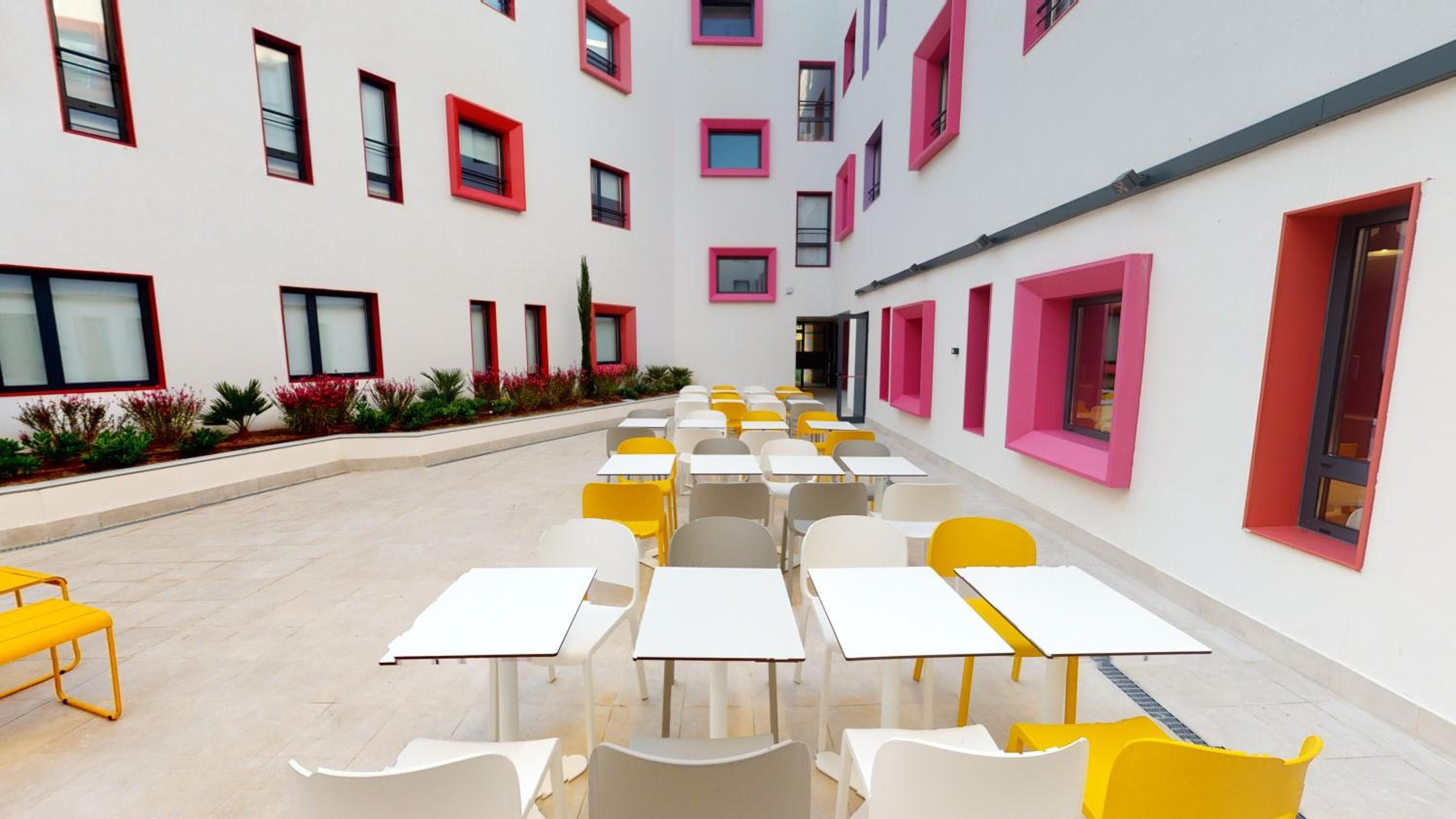 Residencia Universitaria Resa Málaga Centro — 28