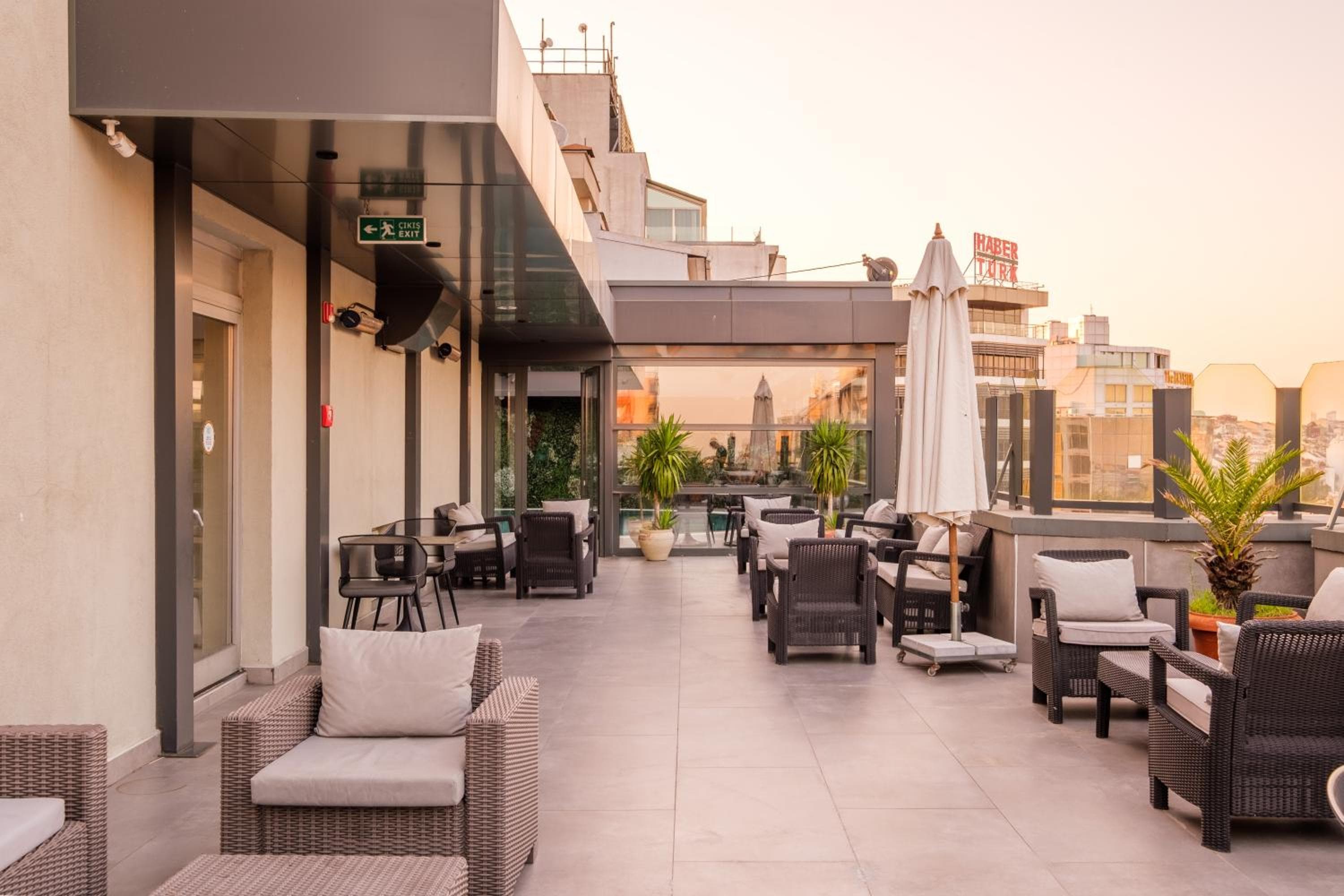 Golden Age Hotel Taksim — 4
