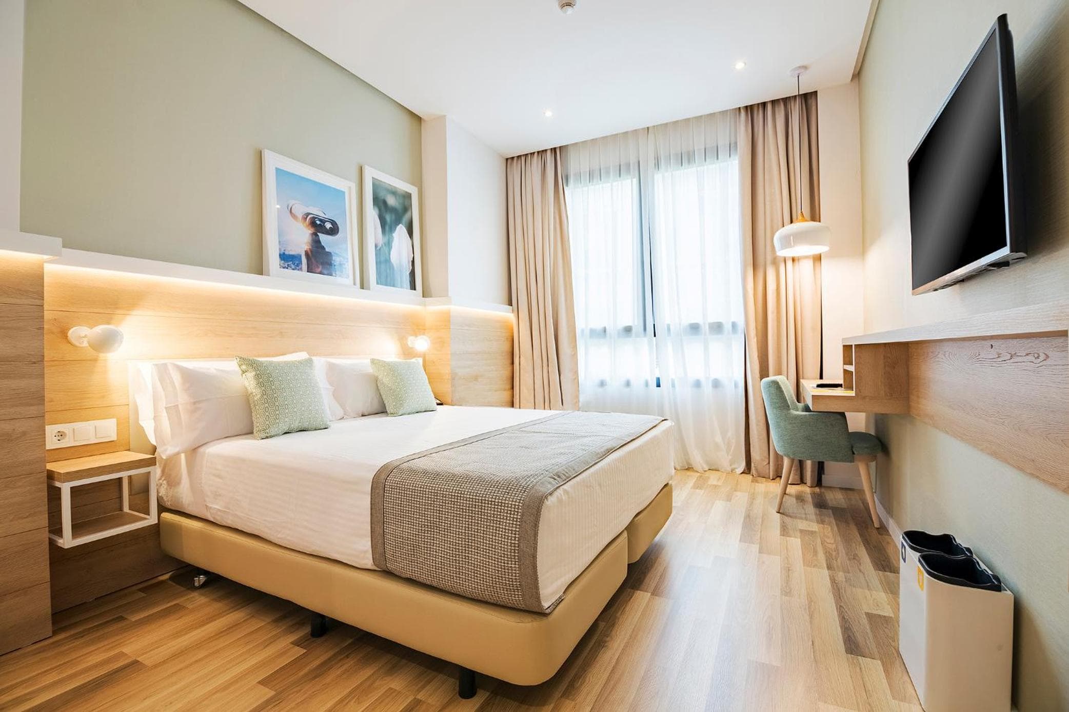 Golden Hotel Barcelona — 11
