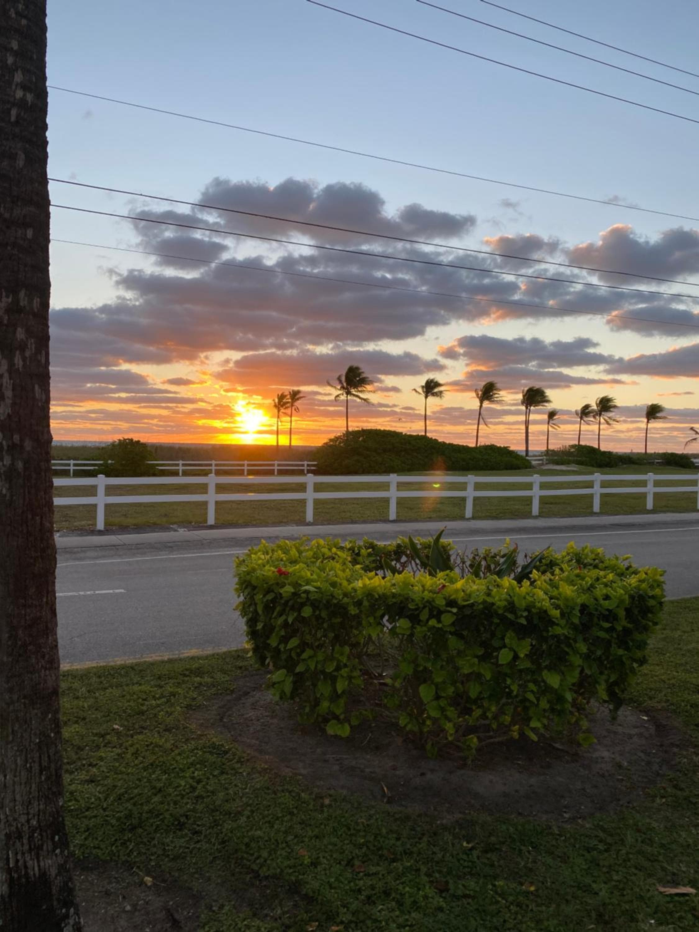 Dee Jay Beach Resort — 8