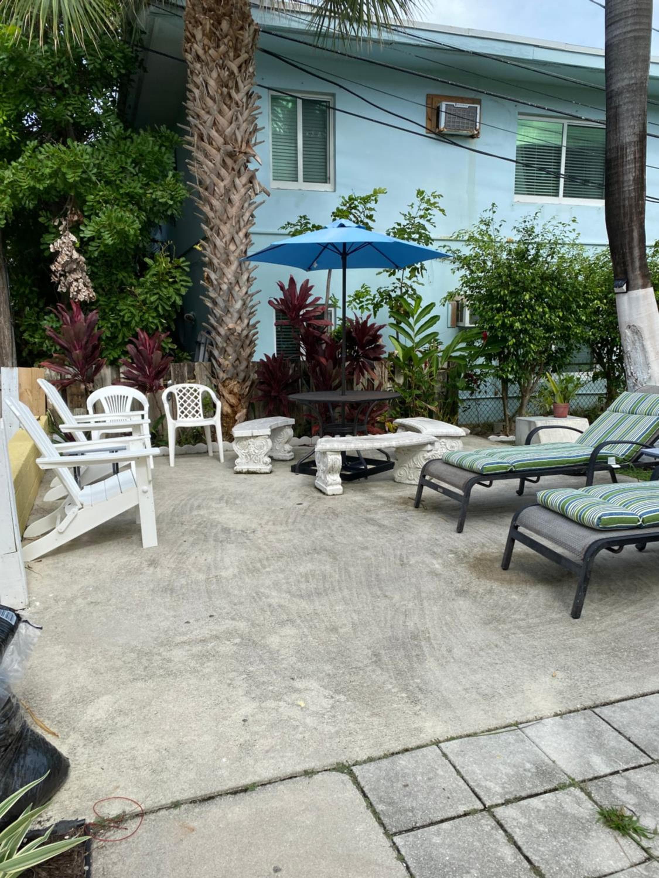 Dee Jay Beach Resort — 10