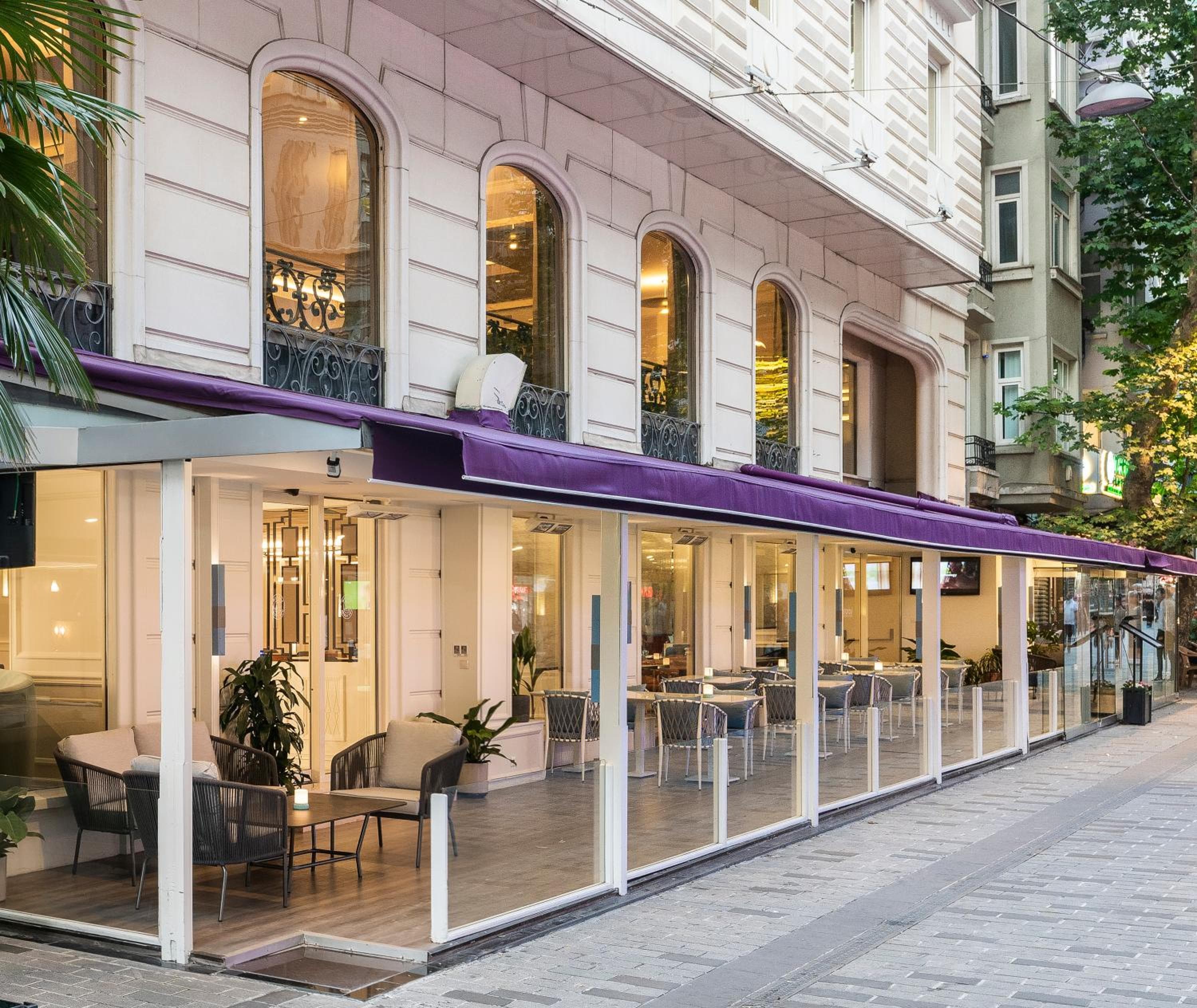 Occidental Taksim — 8