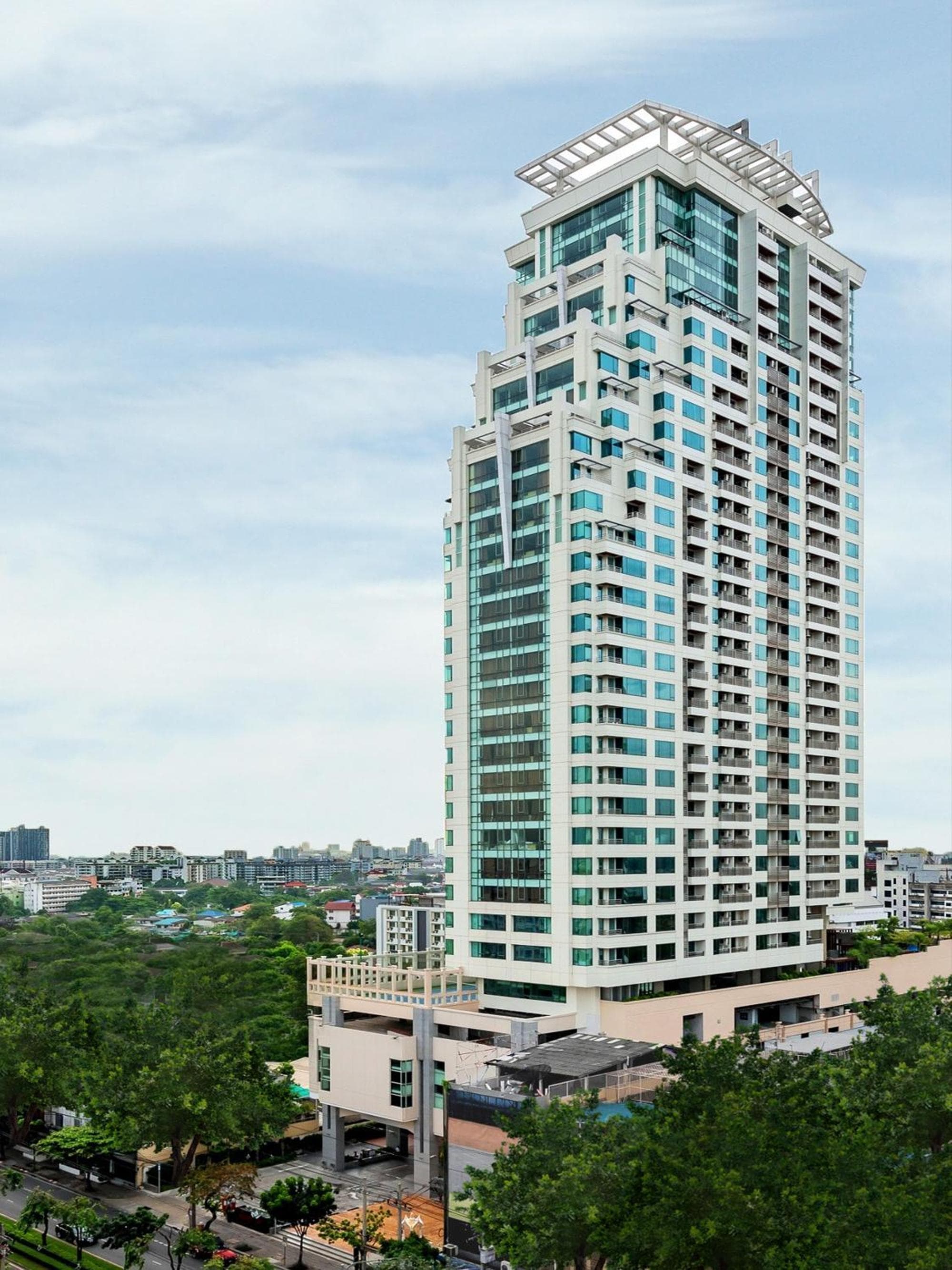 Jasmine Grande Residence Suite Bangkok — 1