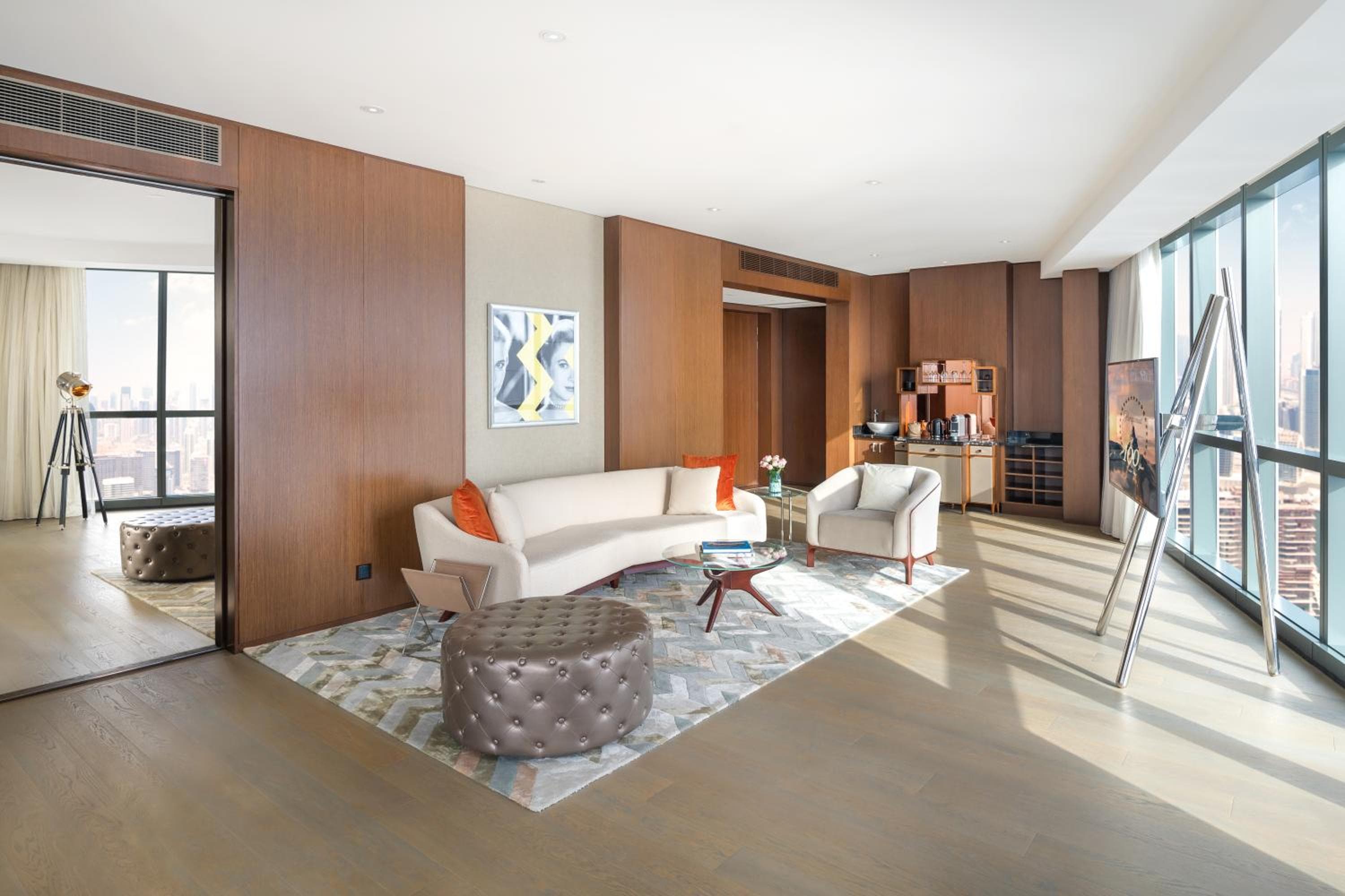 Paramount Hotel Dubai — 13