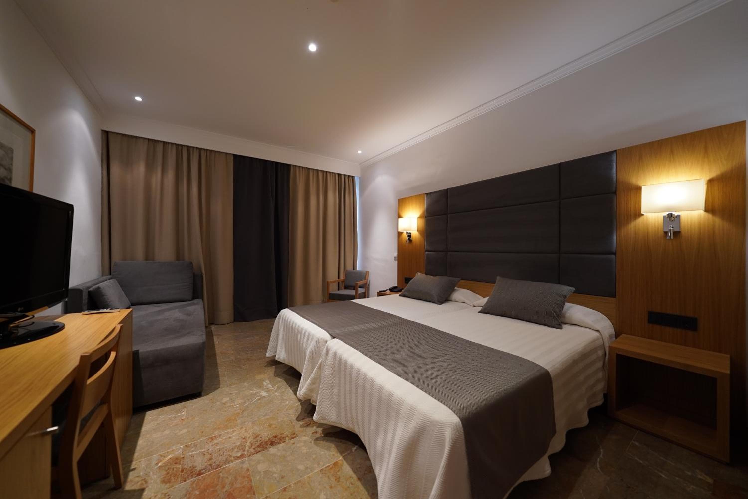 Hotel Artmadams — 28