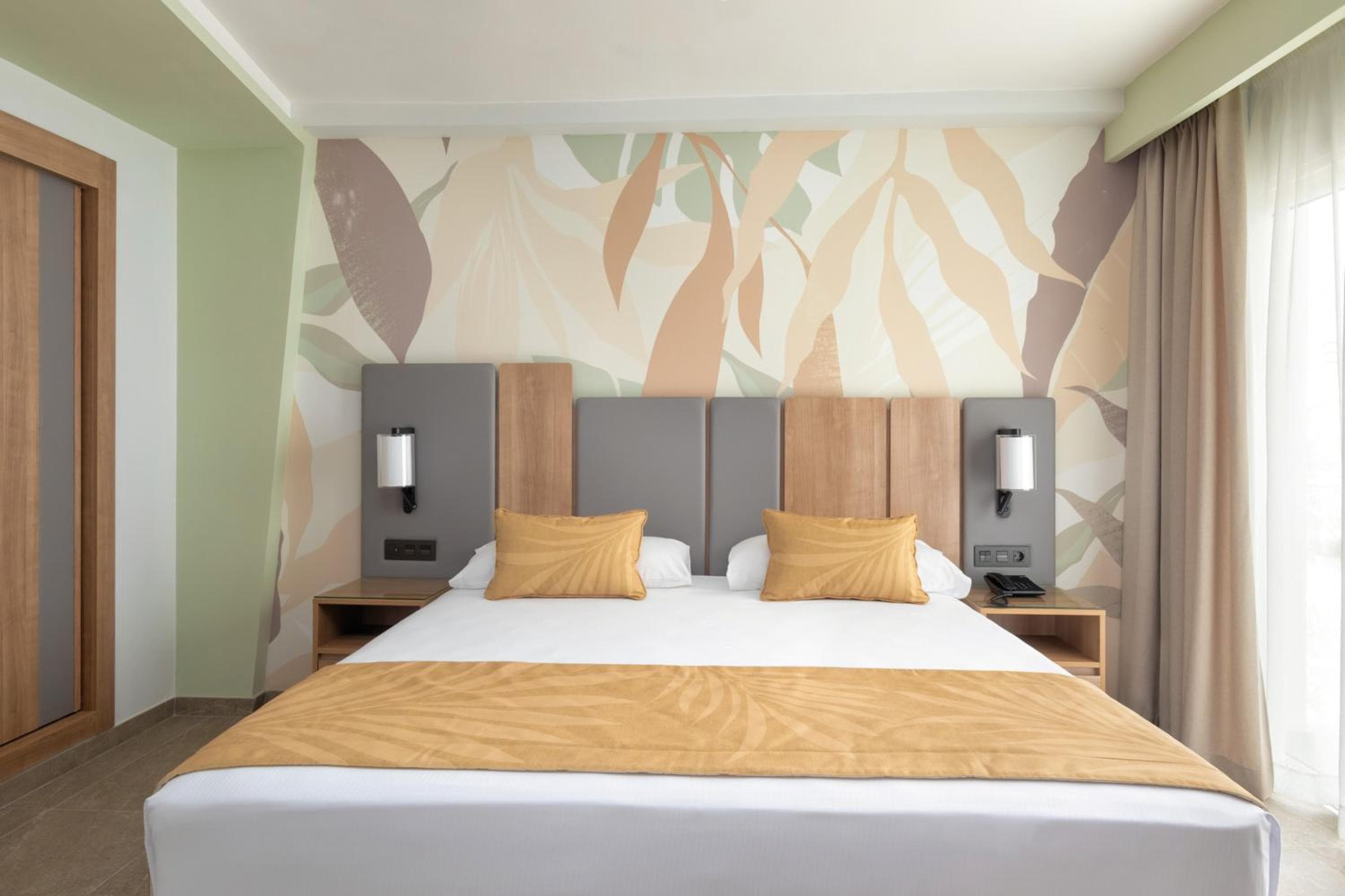 Hotel Riu Palace Maspalomas - Adults Only — 2