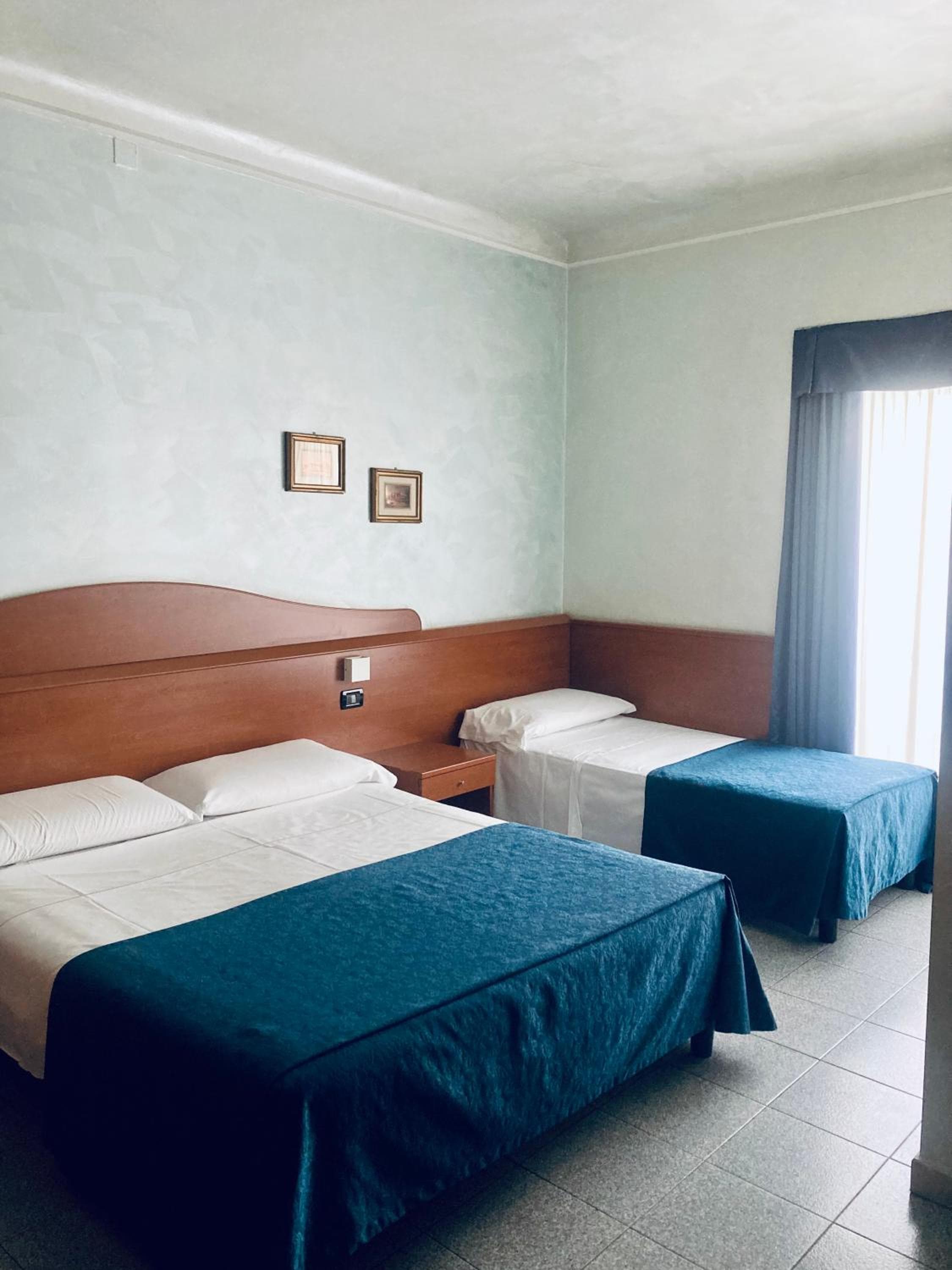 Hotel Aurora — 3