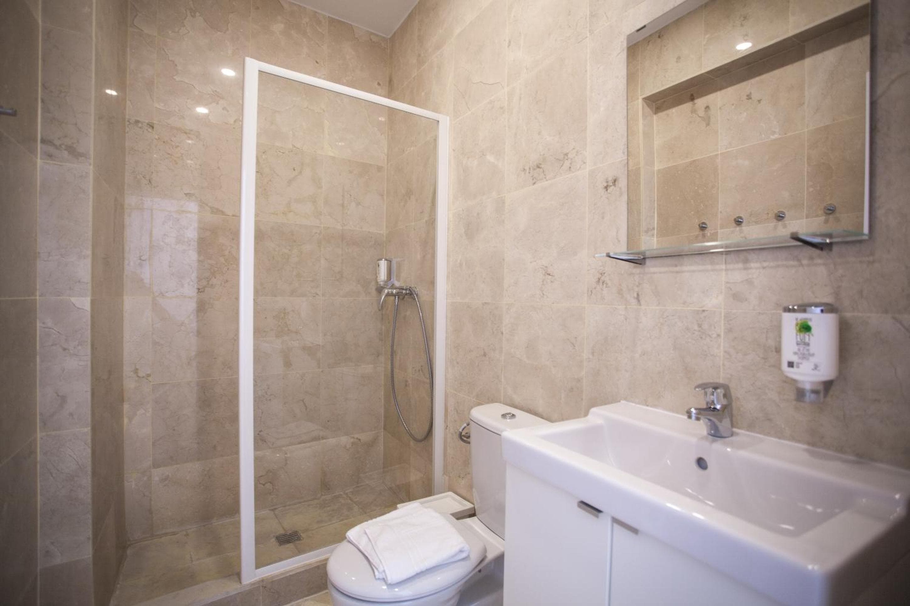 Gran Central Suites — 18