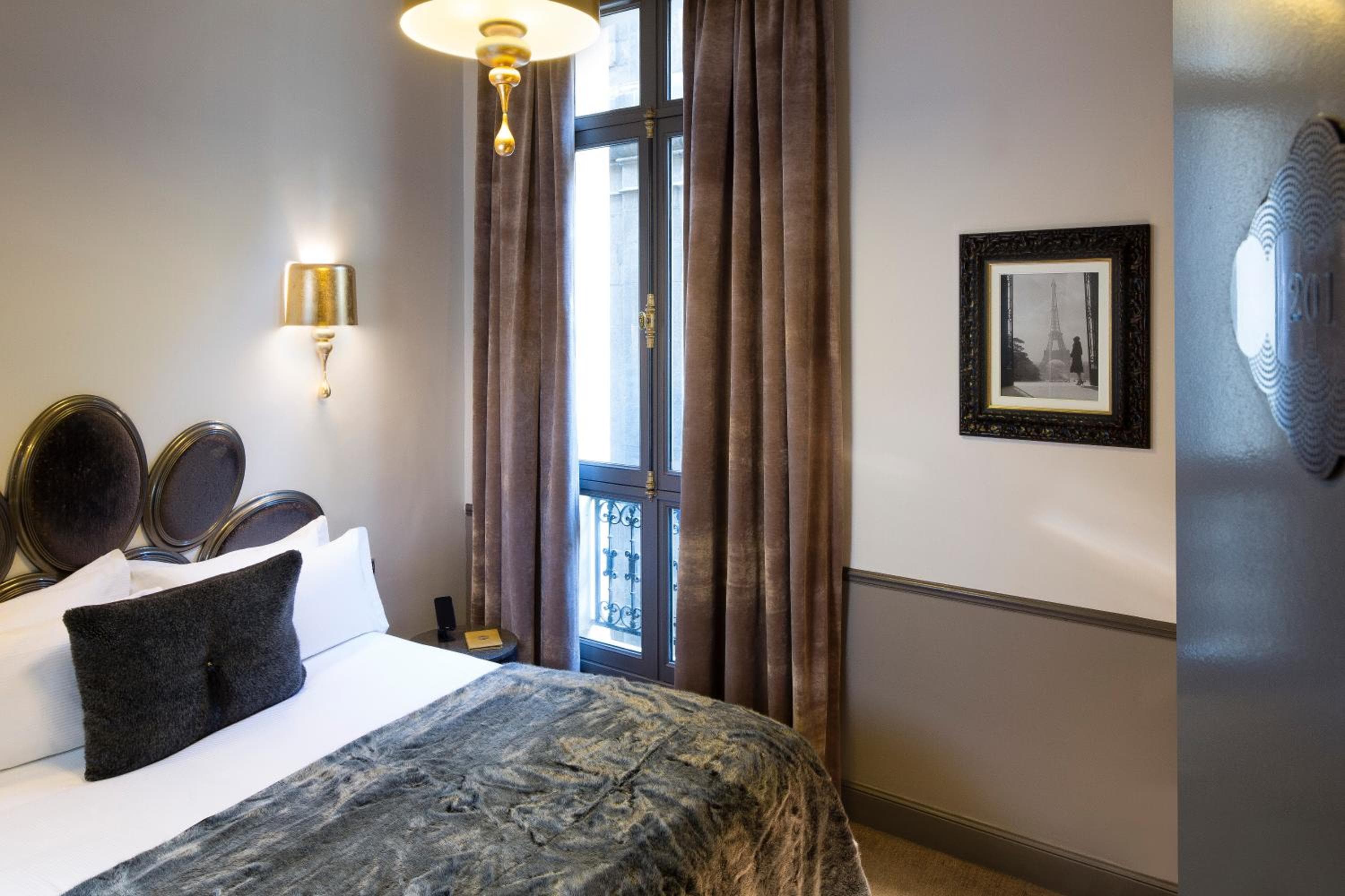 Hotel Lumen Paris Louvre — 10