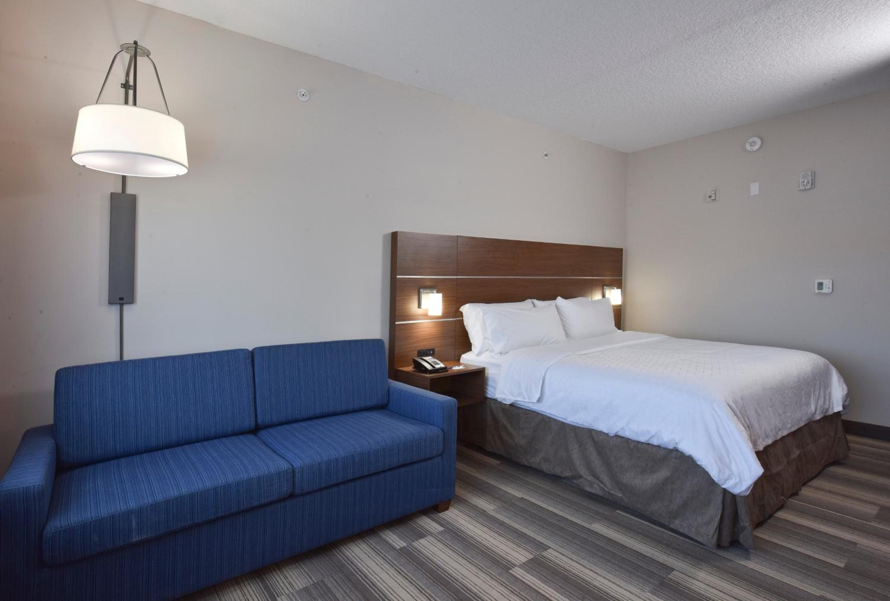 Holiday Inn Express & Suites - Orlando - Southeast, ein IHG Hotel — 11