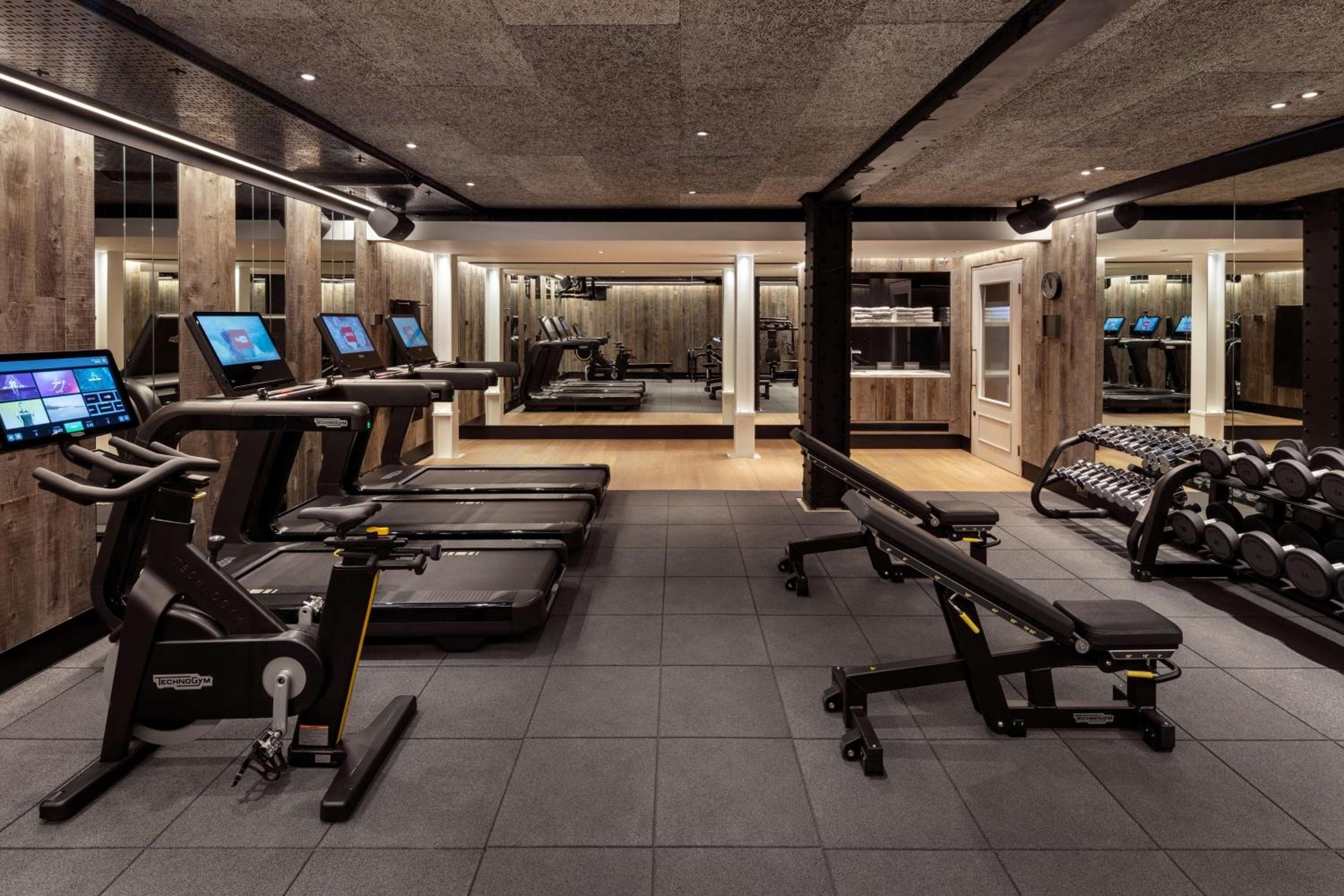 Radisson Blu Hotel, London Bloomsbury — 10