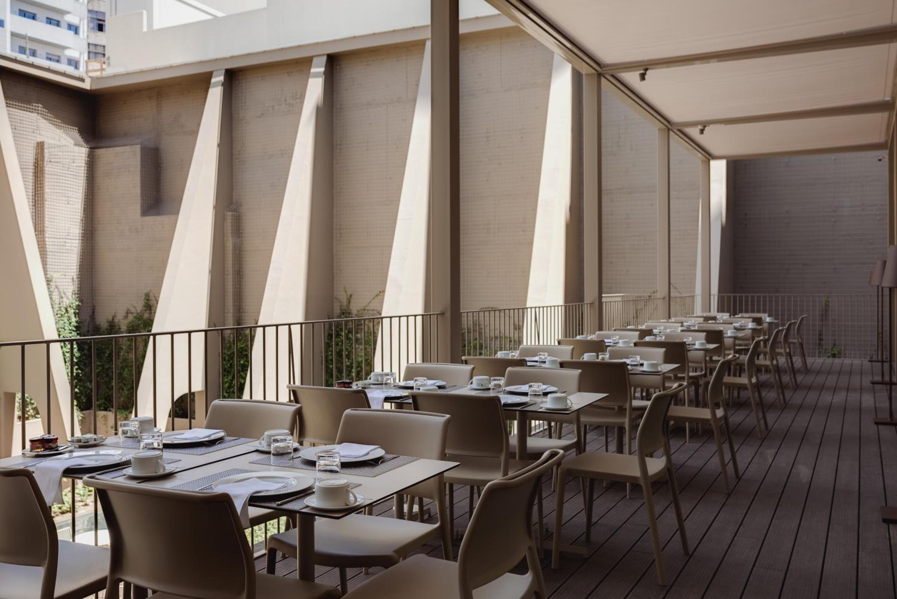 Lumen Hotel & The Lisbon Light Show hotel, Rua Sousa Martins nº 20, Lisbon, Portugal — photo 46